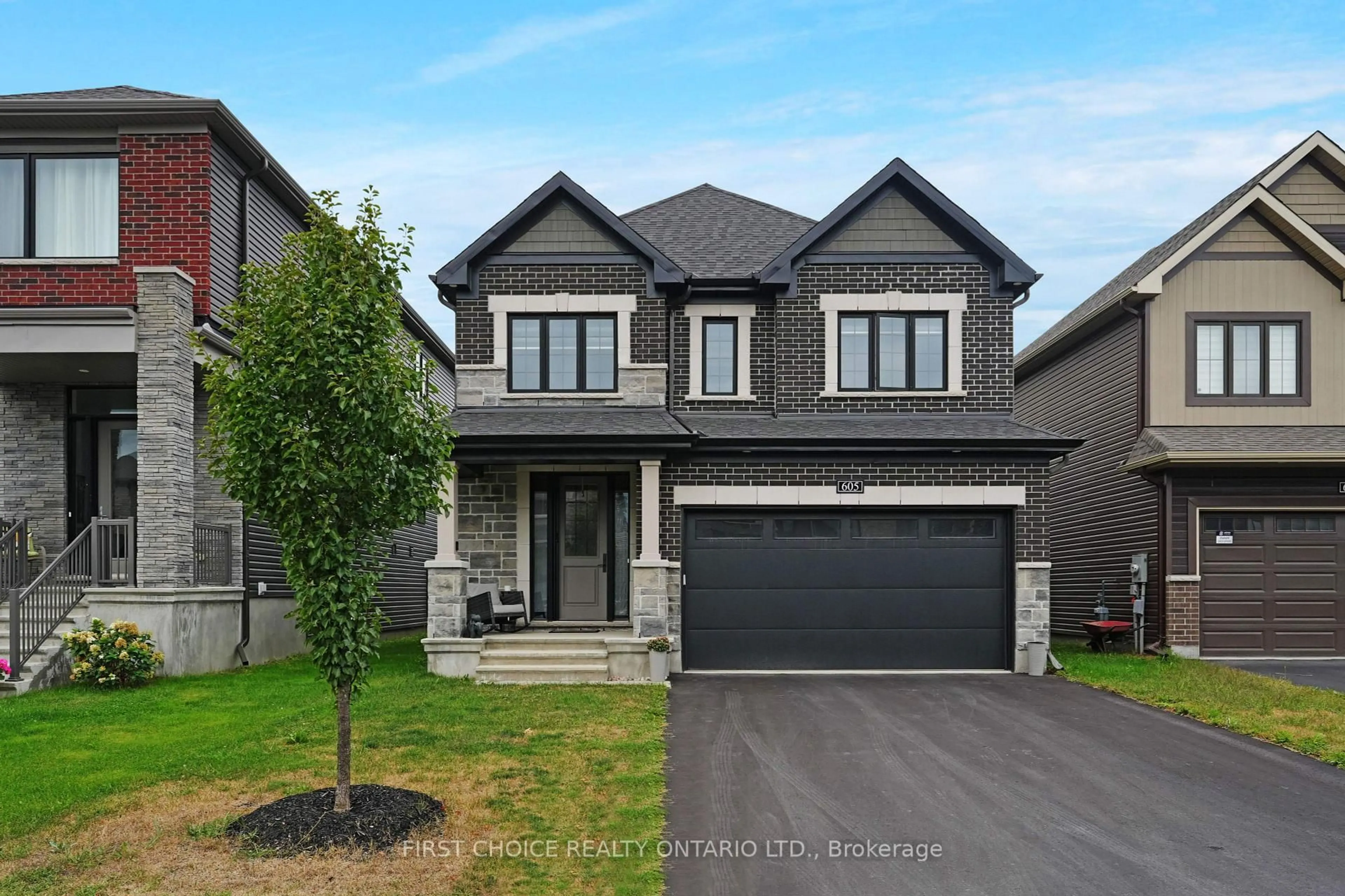 Home with brick exterior material, street for 605 Ribbon St, Manotick Ontario K4M 0M8