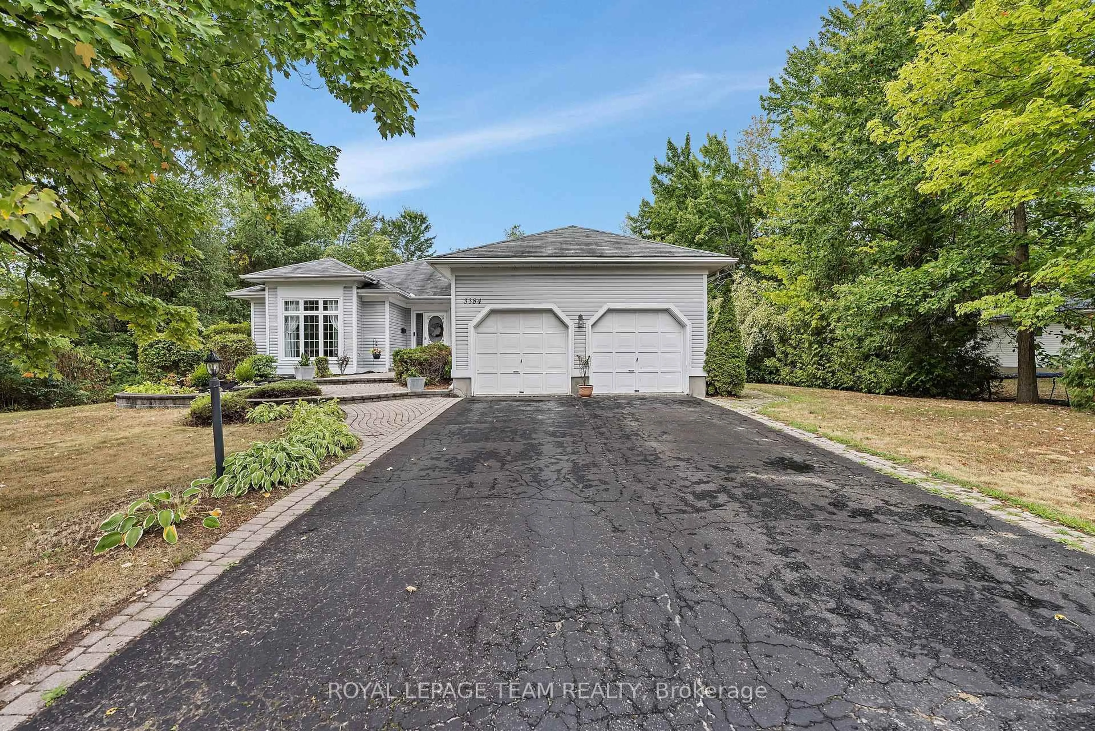 A pic from outside/outdoor area/front of a property/back of a property/a pic from drone, street for 3384 Bramble Lane, Osgoode Ontario K0A 2W0