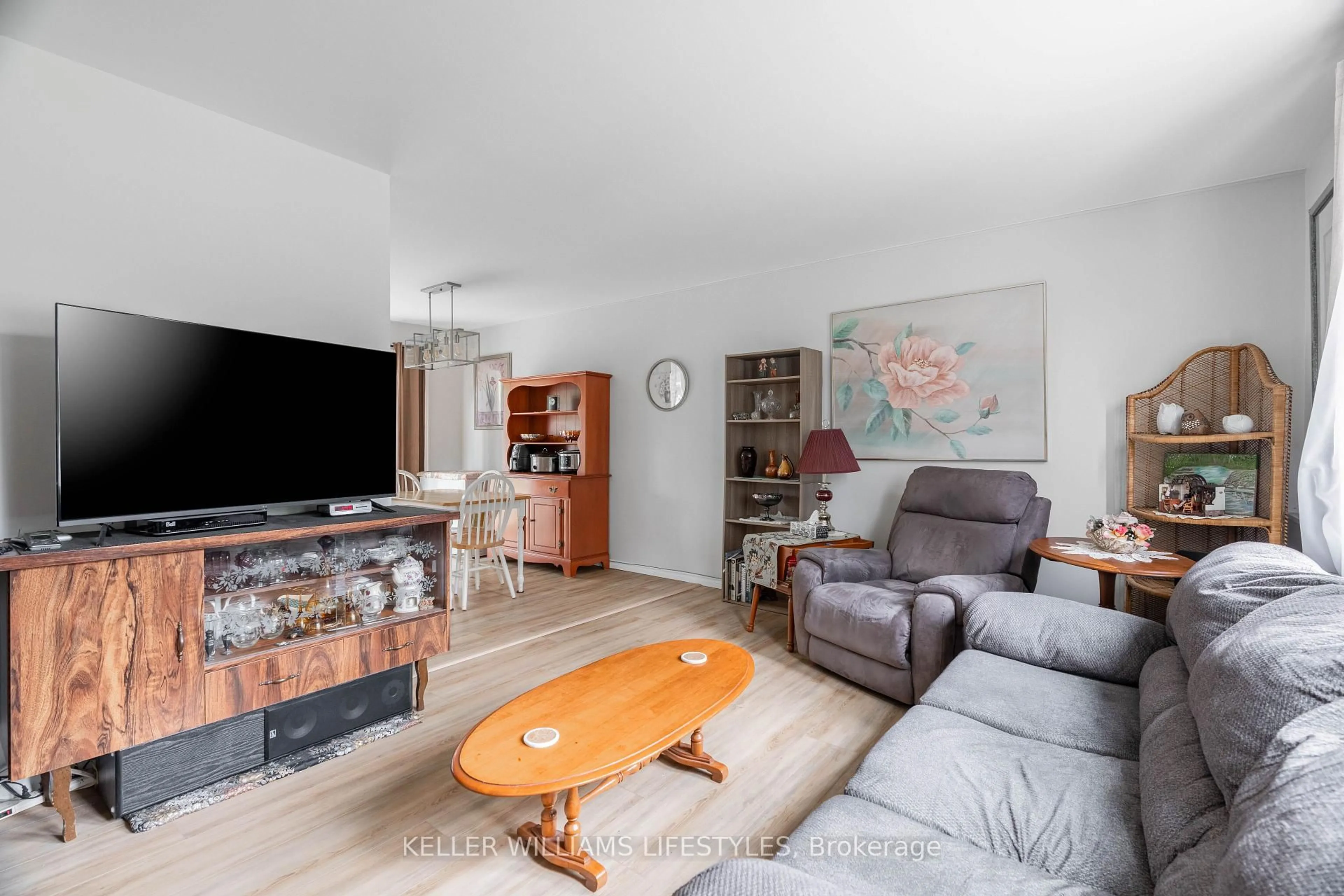 Living room with furniture, unknown for 155 Water St #2, Southwest Middlesex Ontario N0L 1M0
