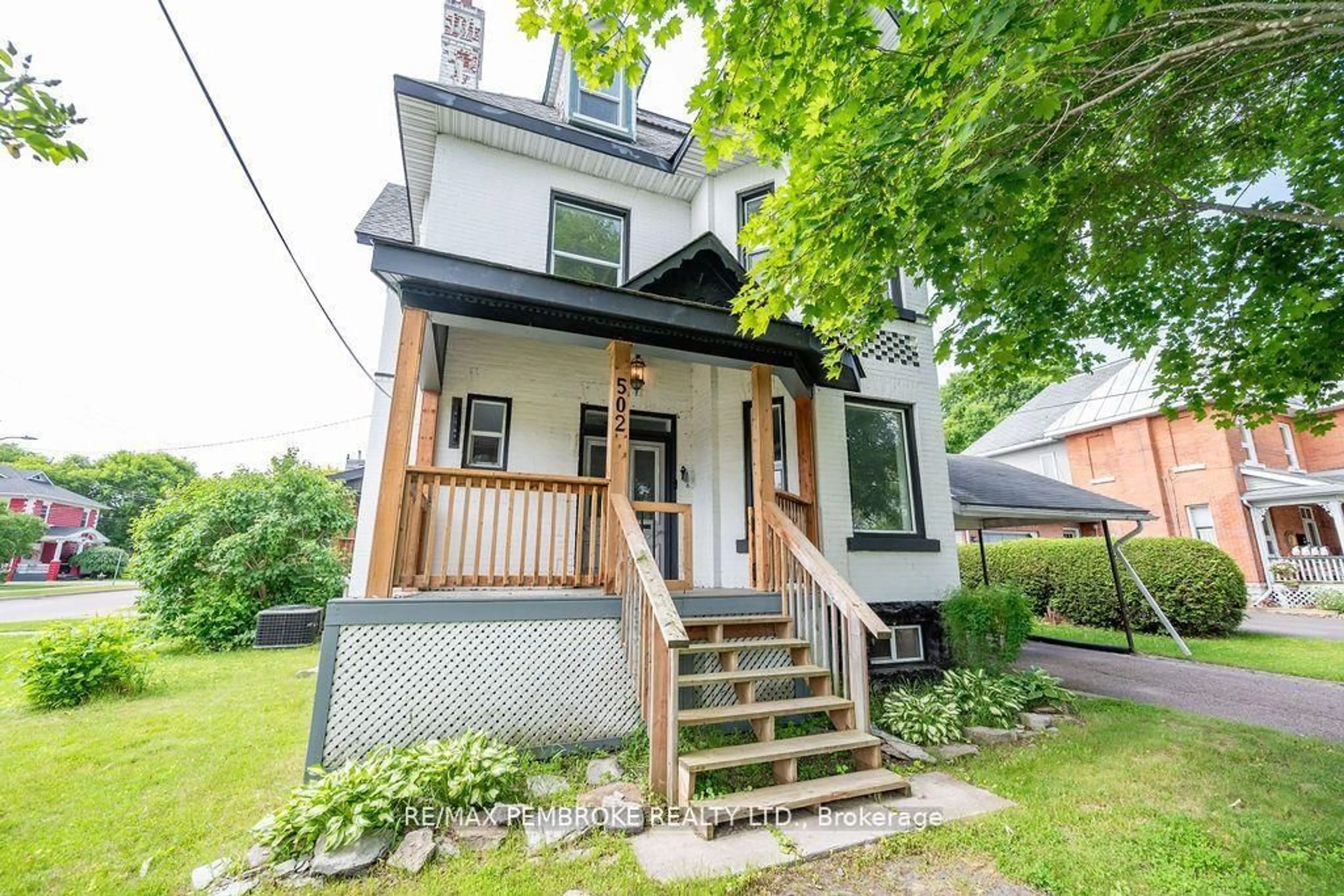 Unknown for 502 Mary St, Pembroke Ontario K8A 5X1