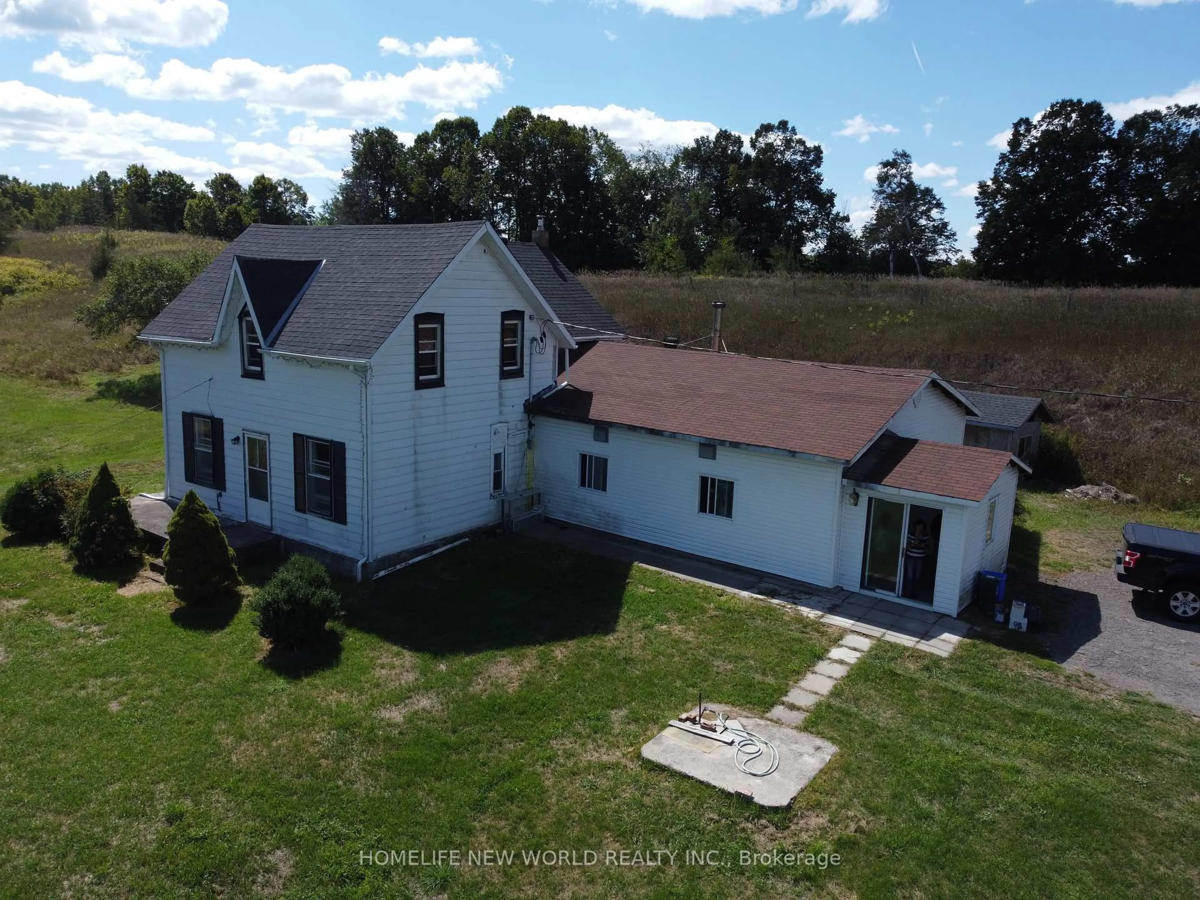 A pic from outside/outdoor area/front of a property/back of a property/a pic from drone, building for 488 Boundary Rd, Belleville Ontario K0K 2Y0