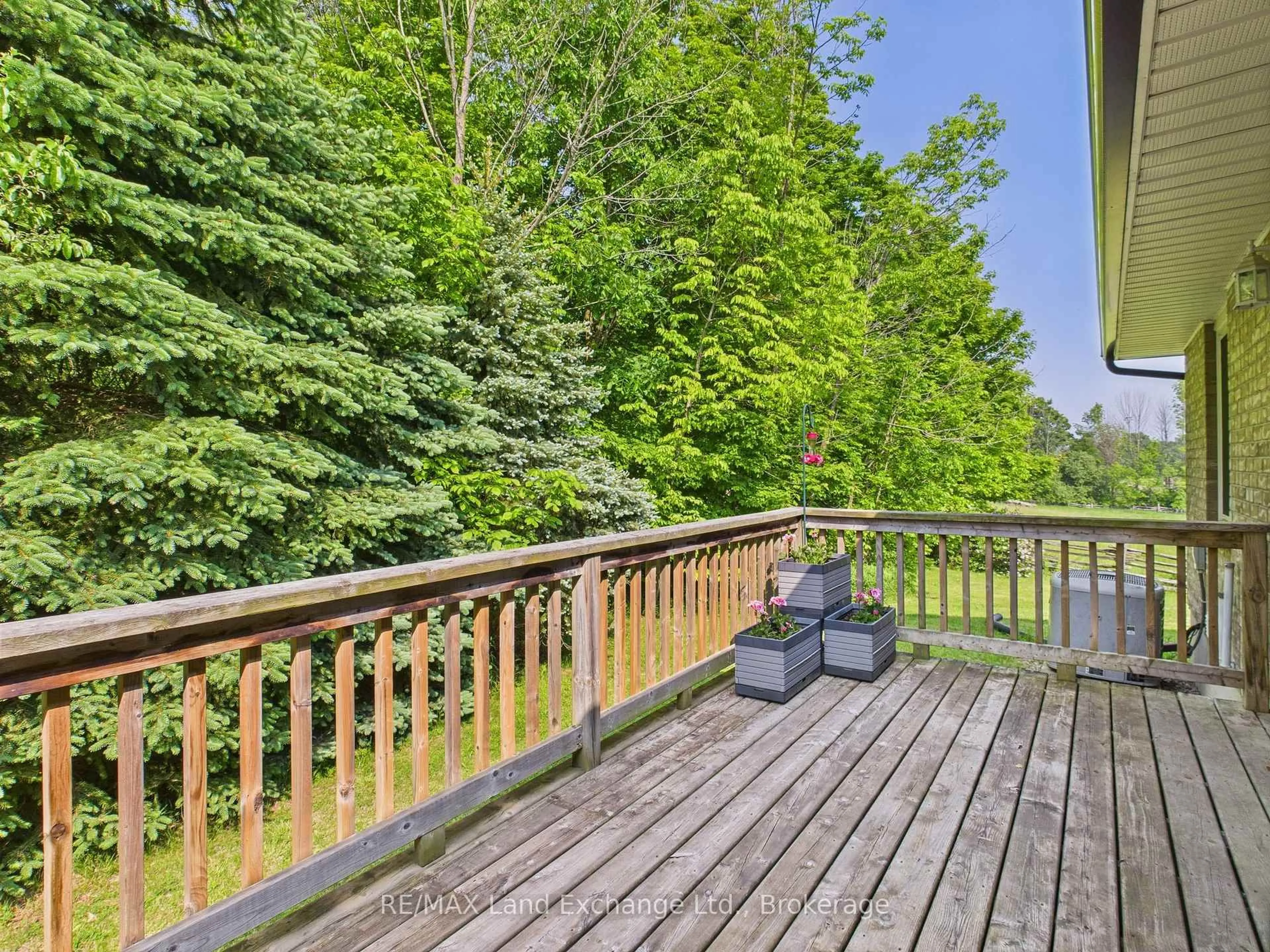 Patio, forest/trees view for 390 Paradise Lake St, Huron-Kinloss Ontario N0G 2H0