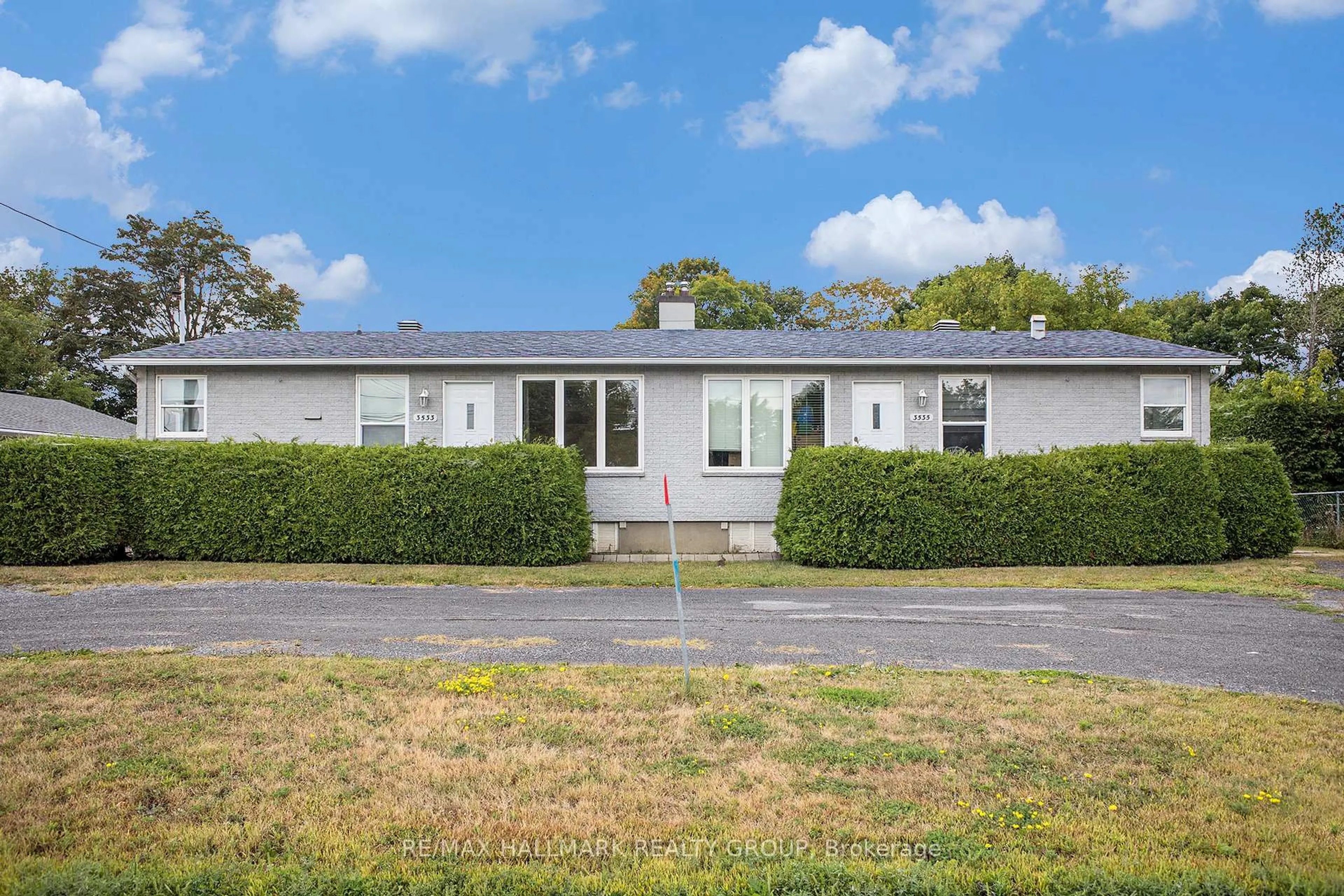 Unknown for 3533 Innes Rd, Ottawa Ontario K1C 1T1
