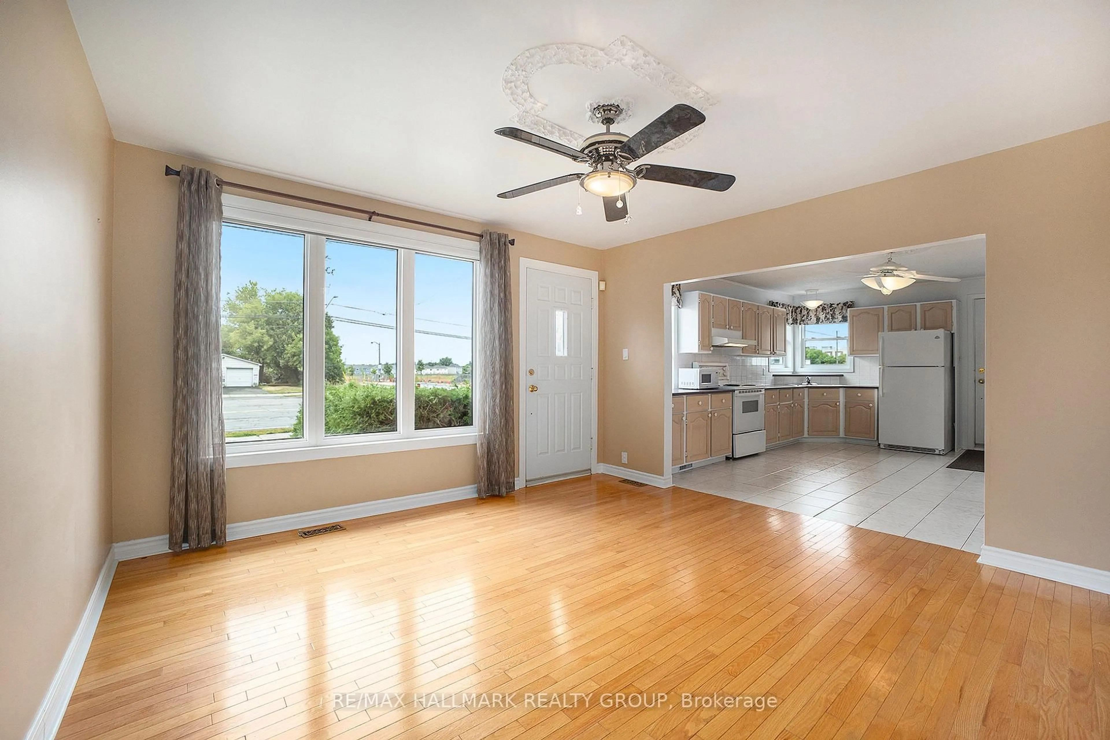 Unknown for 3533 Innes Rd, Ottawa Ontario K1C 1T1