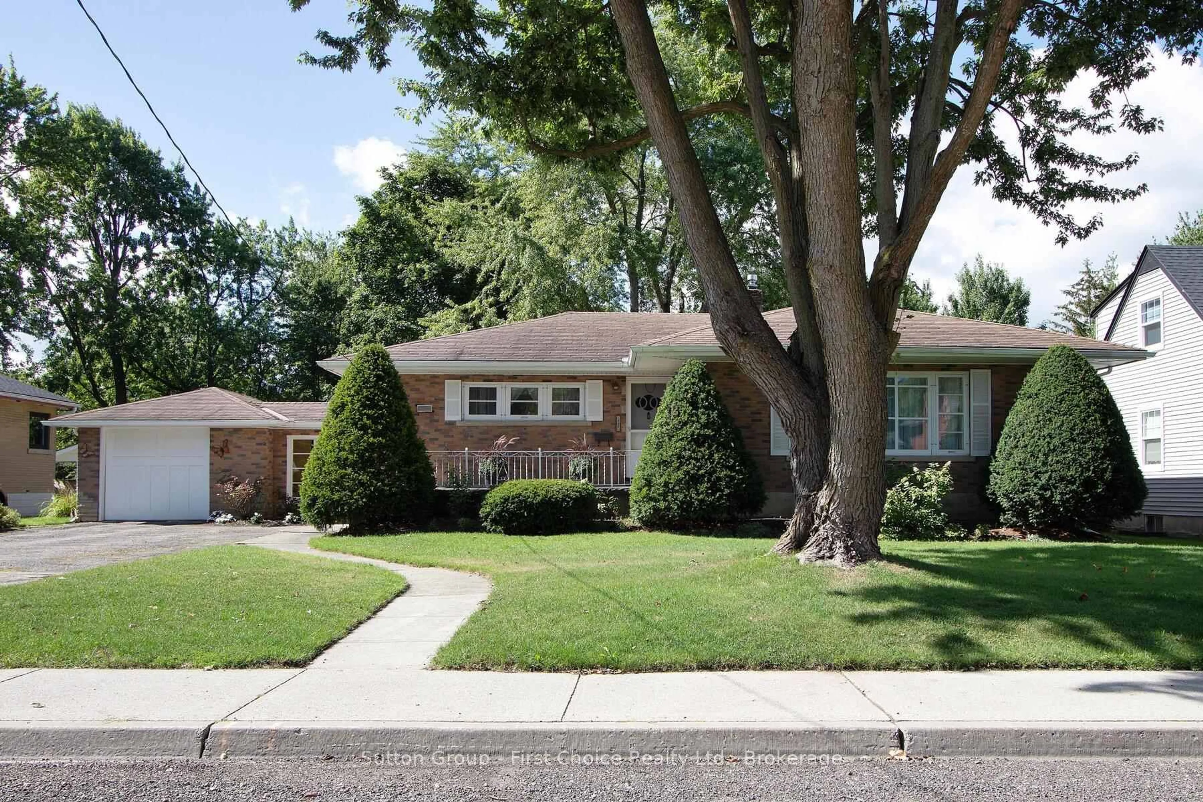 Home with brick exterior material, street for 137 Britannia St, Stratford Ontario N5A 5Z3