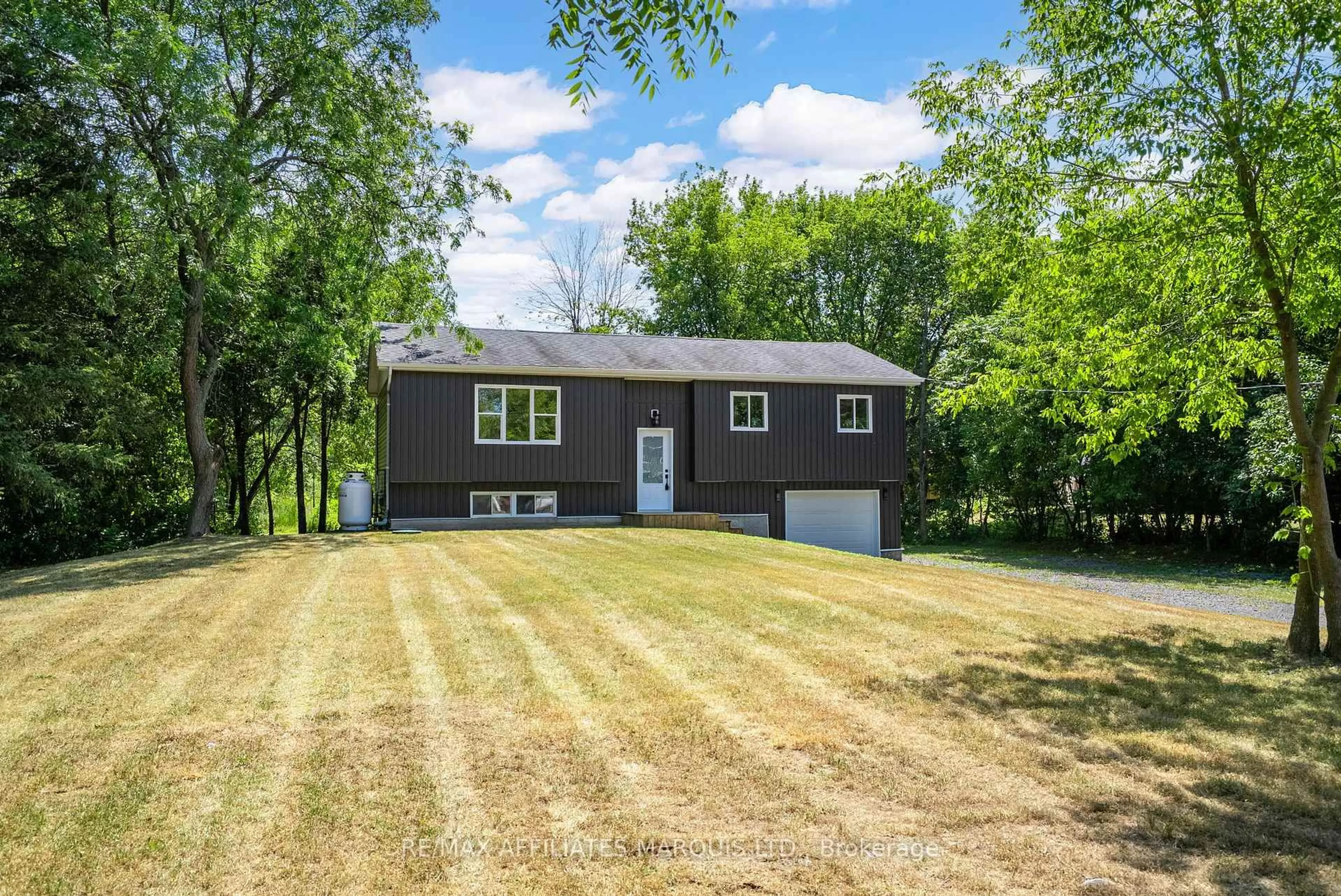 Unknown for 18222 Patrick St, South Glengarry Ontario K0C 2J0