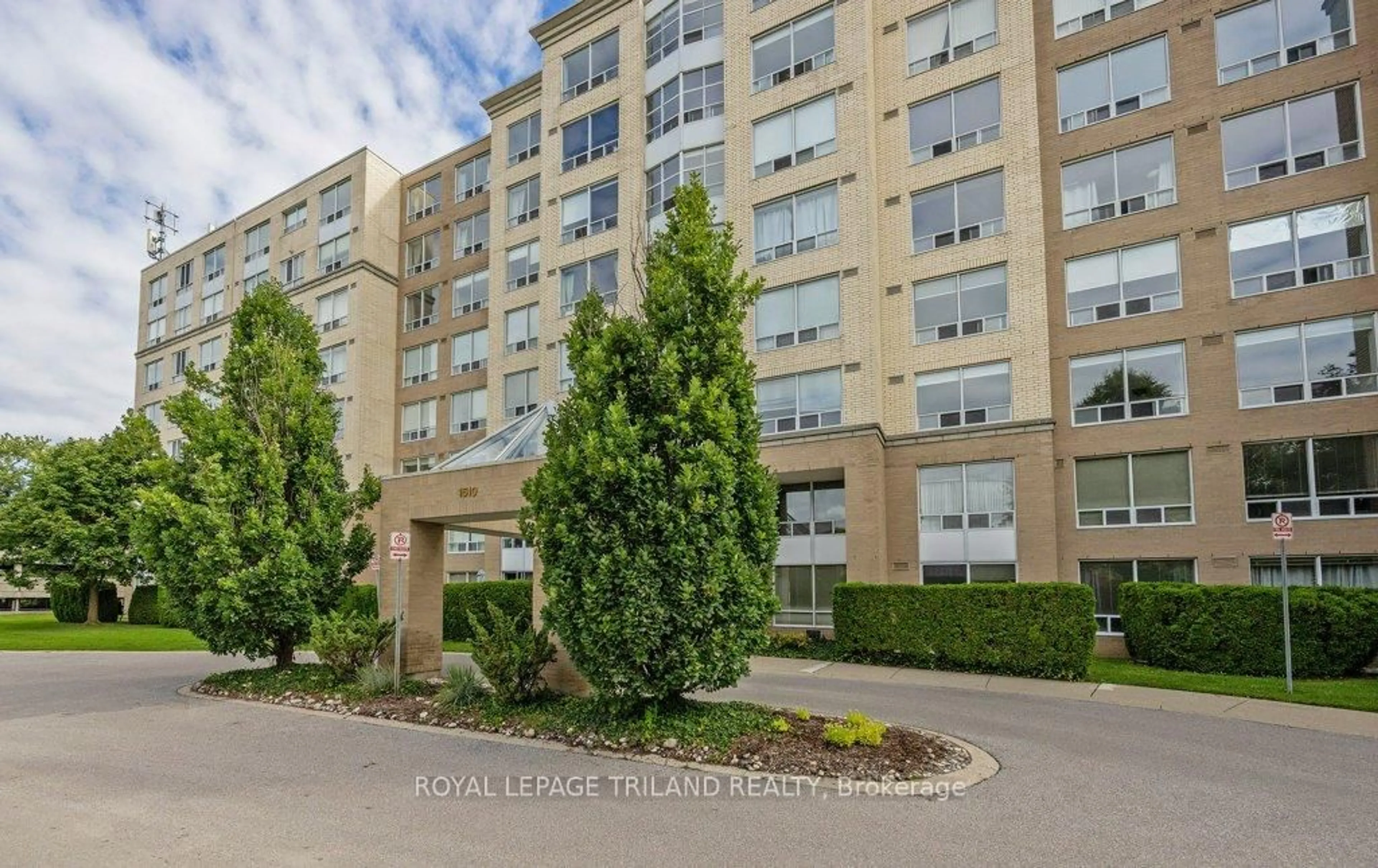 Unknown for 1510 Richmond St #302, London North Ontario N6G 4V2