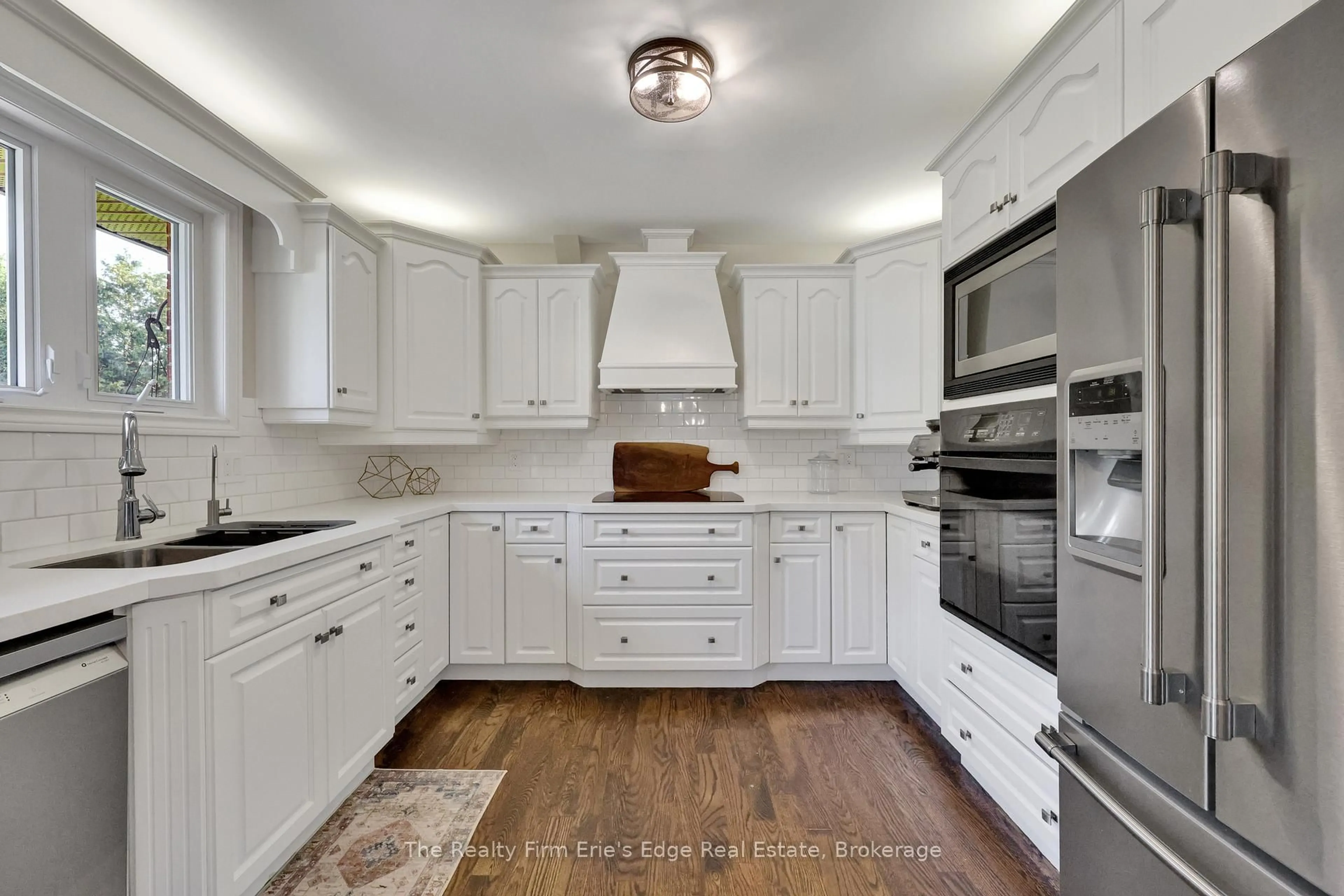 Open concept kitchen, ceramic/tile floor for 54192 Talbot Line, Bayham Ontario N0J 1H0