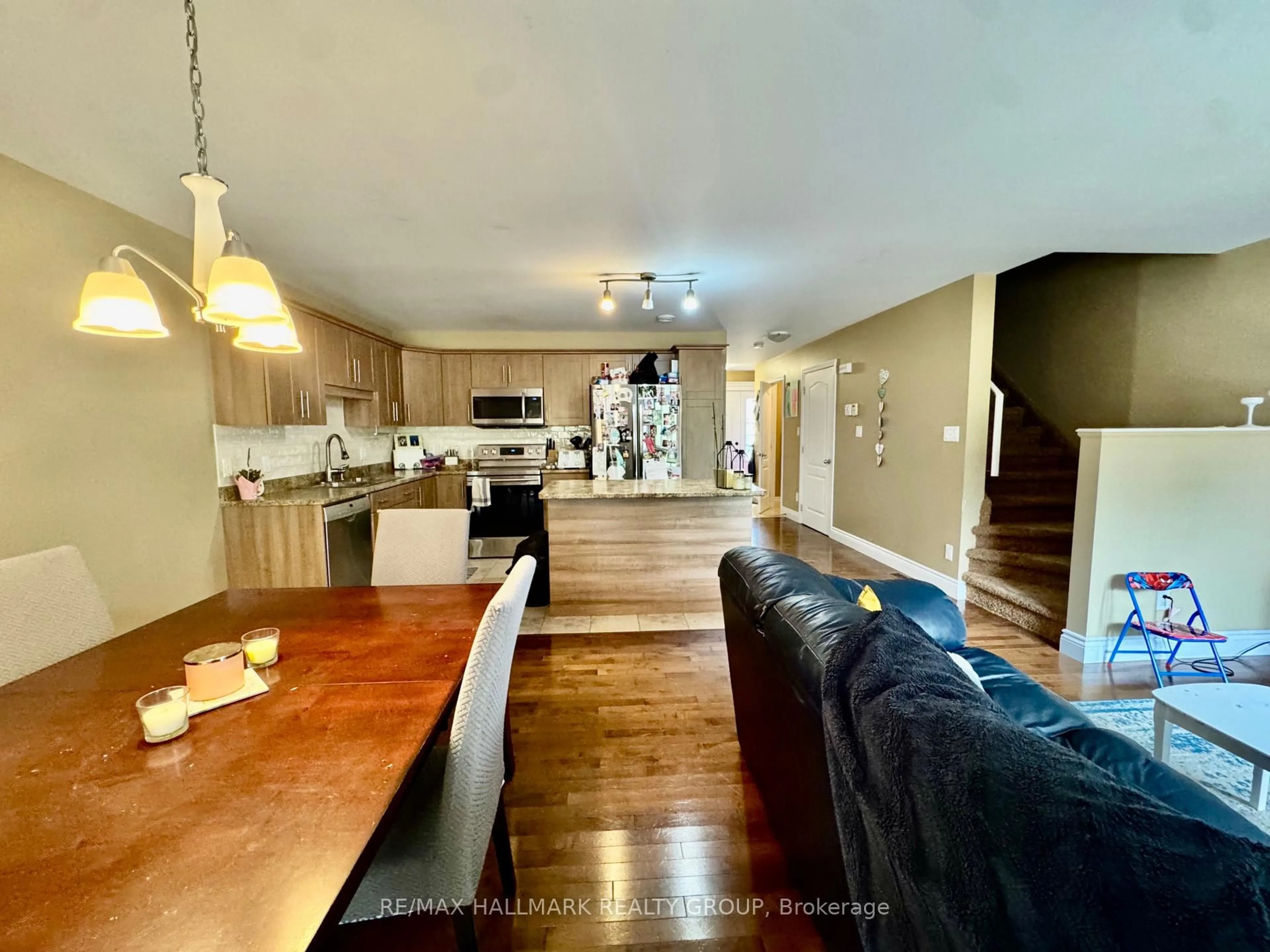 Open concept kitchen, unknown for 25 Winston Ave, Manotick Ontario K2B 7Z5