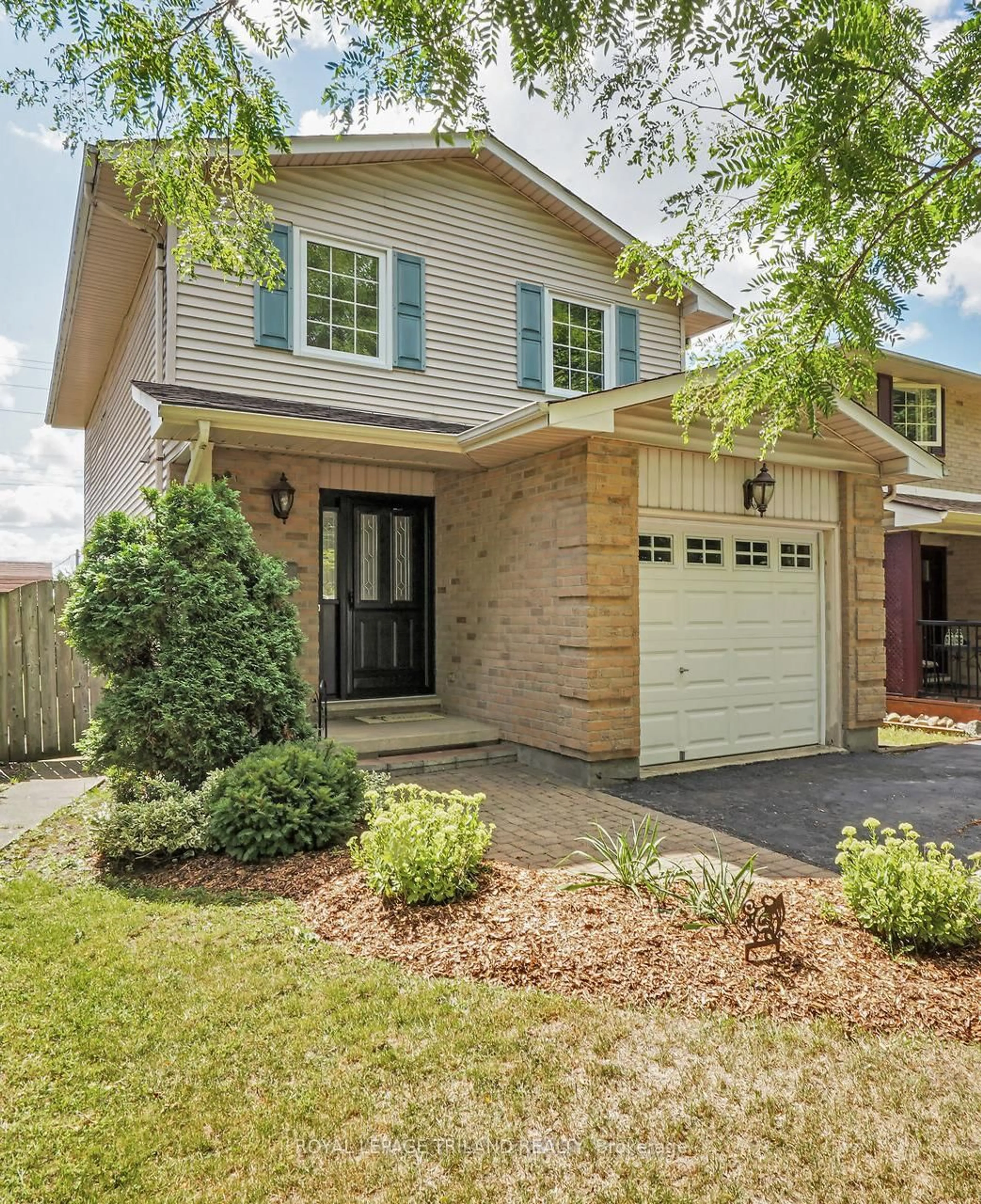 Home with brick exterior material, street for 29 Chancton Cres, London South Ontario N6E 2Y5