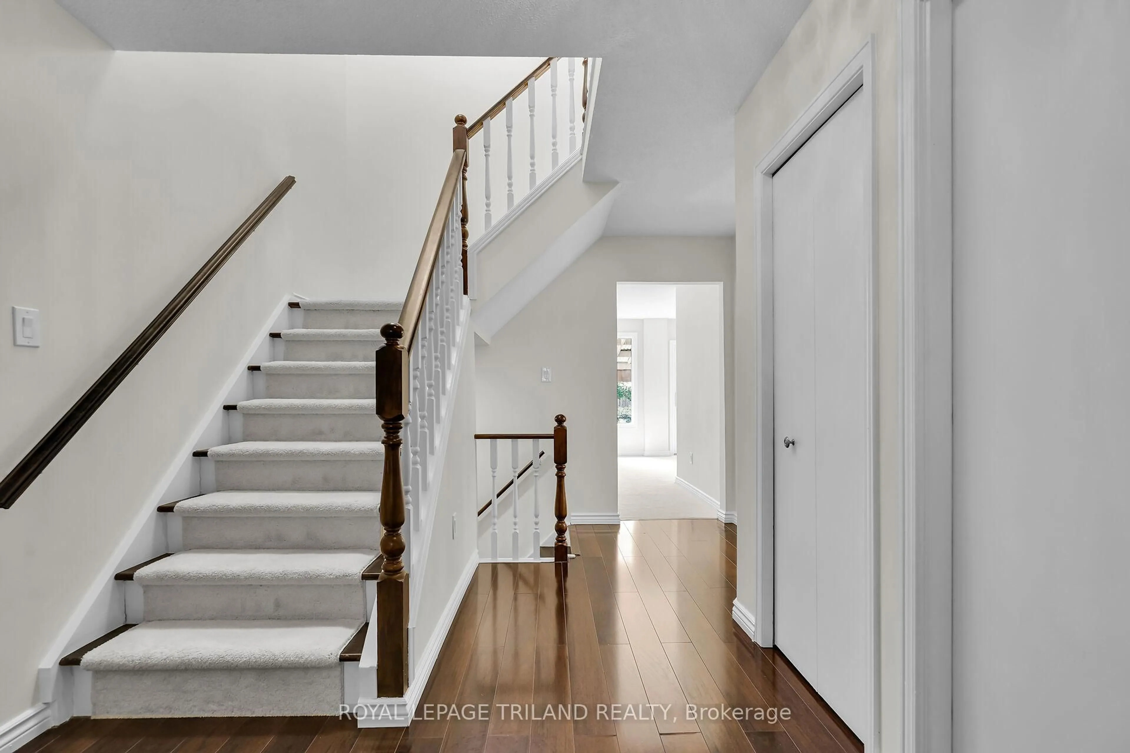 Unknown for 29 Chancton Cres, London South Ontario N6E 2Y5