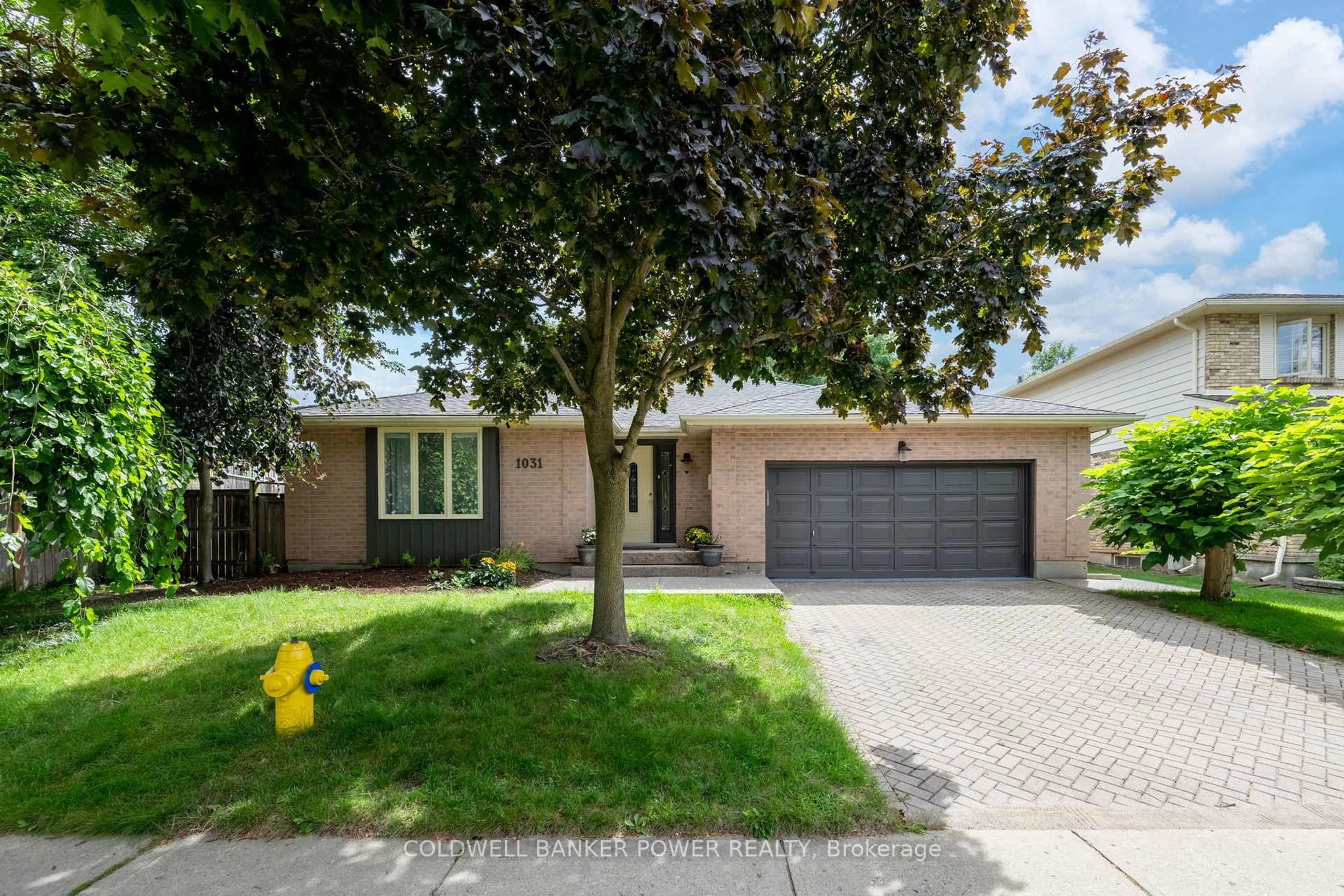 Home with brick exterior material, street for 1031 Griffith St, London South Ontario N6K 3Y7