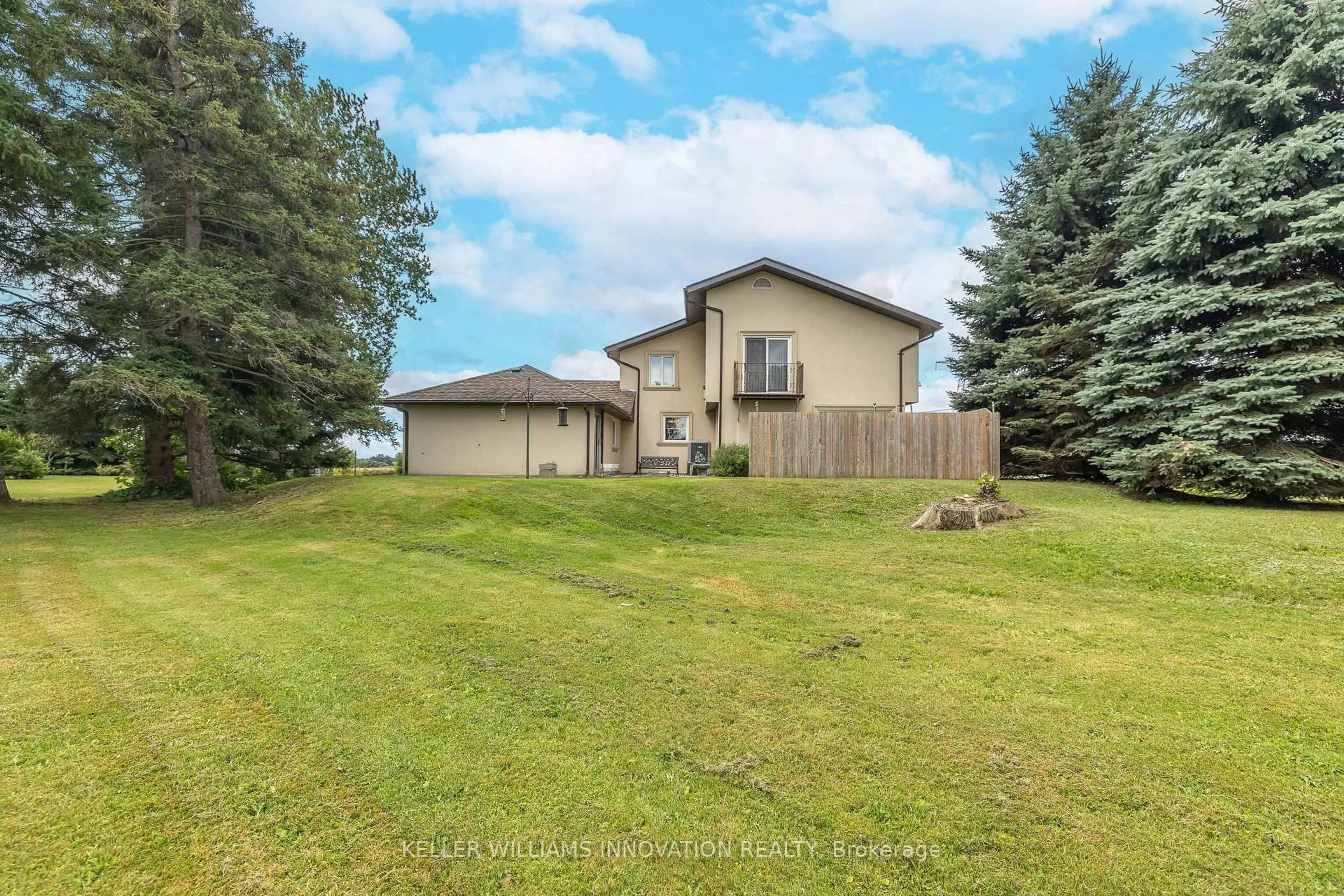 A pic from outside/outdoor area/front of a property/back of a property/a pic from drone, water/lake/river/ocean view for 7147 Wellington Road No. 124 Rd, Guelph/Eramosa Ontario N1H 6J3