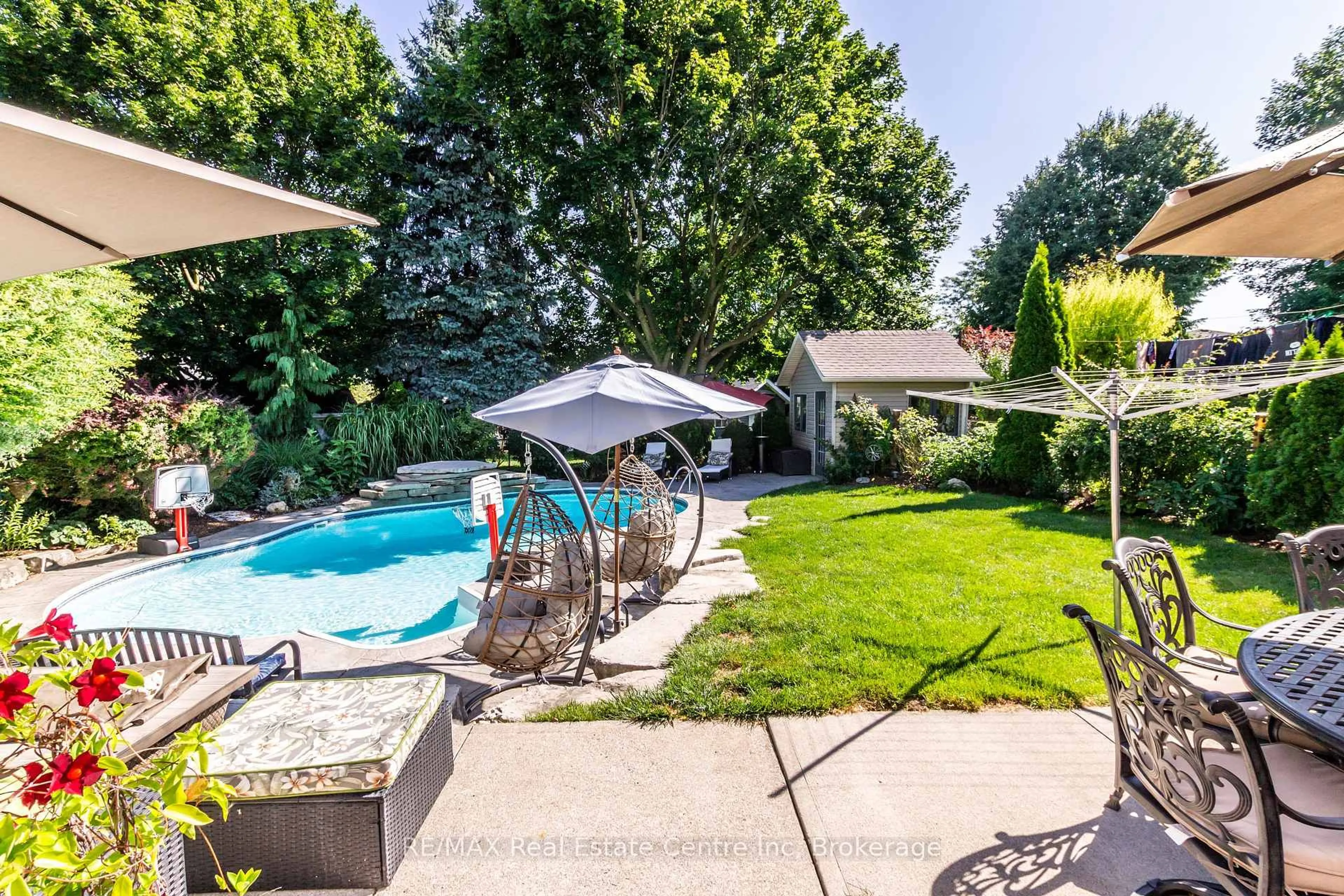 Unknown for 24 Darby Rd, Guelph Ontario N1K 1R4