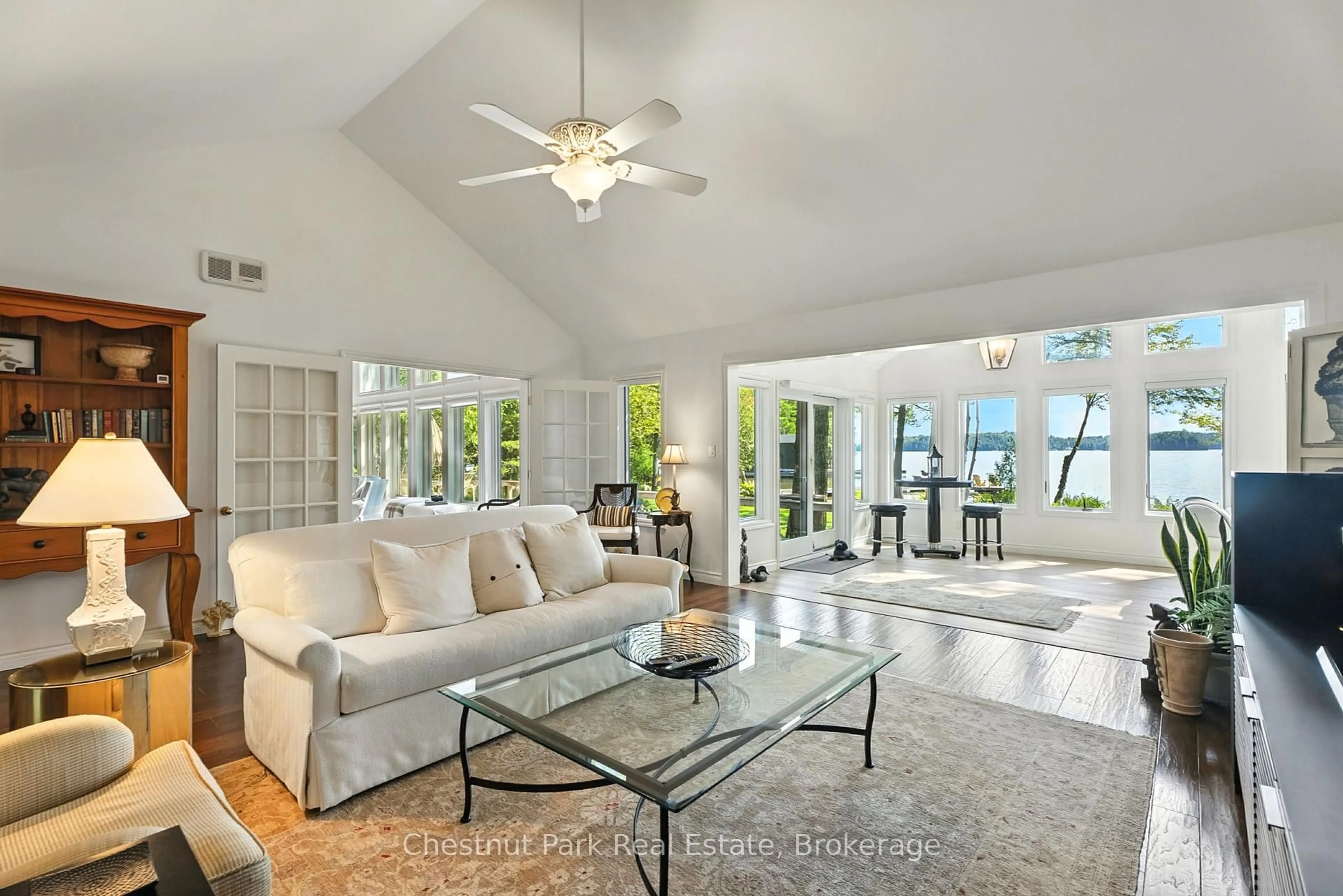 Living room with furniture, ceramic/tile floor for 1166-2 Morinus Rd, Muskoka Lakes Ontario P0B 1G0
