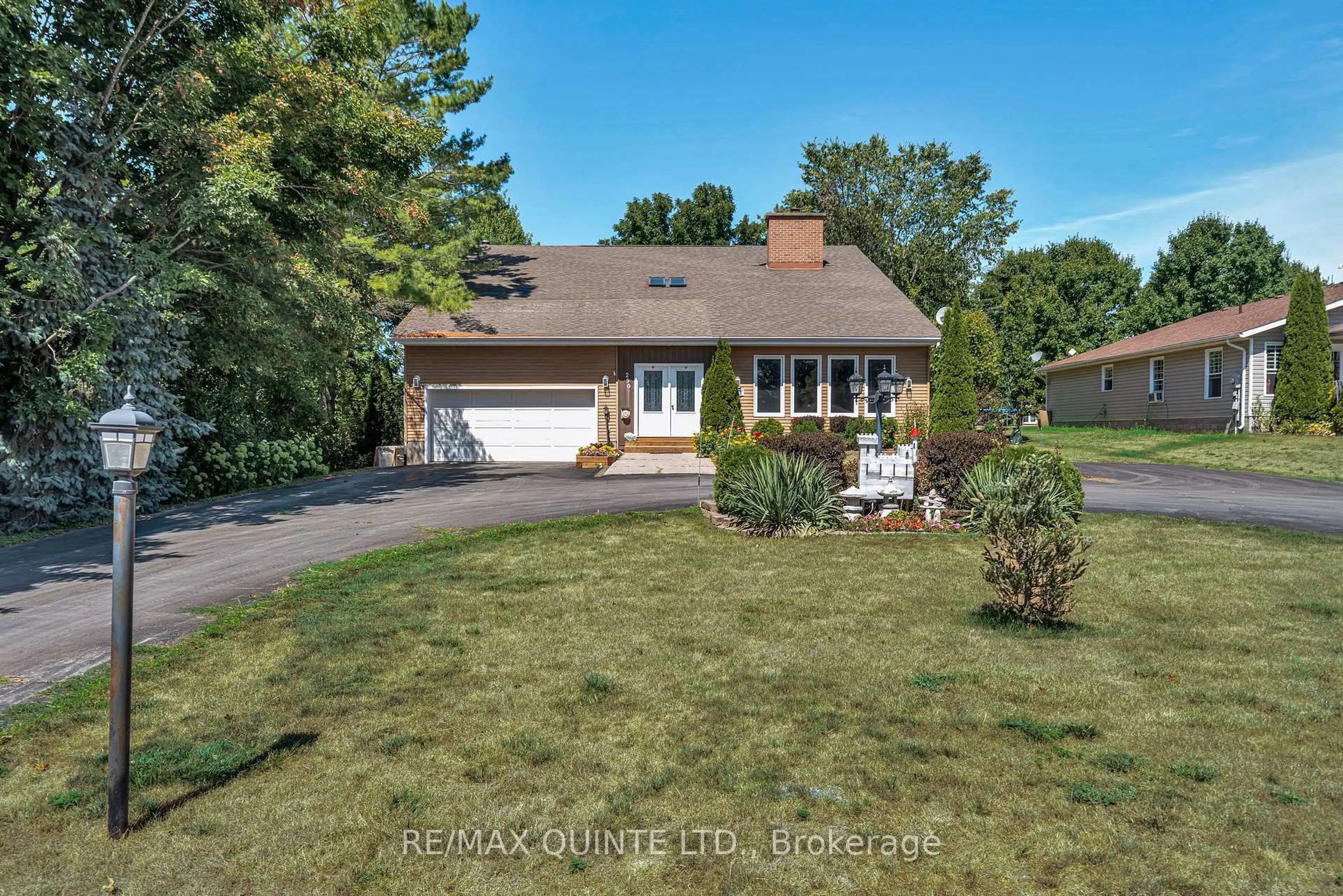 Home with brick exterior material, street for 290 St.Lawrence St, Madoc Ontario K0K 2K0