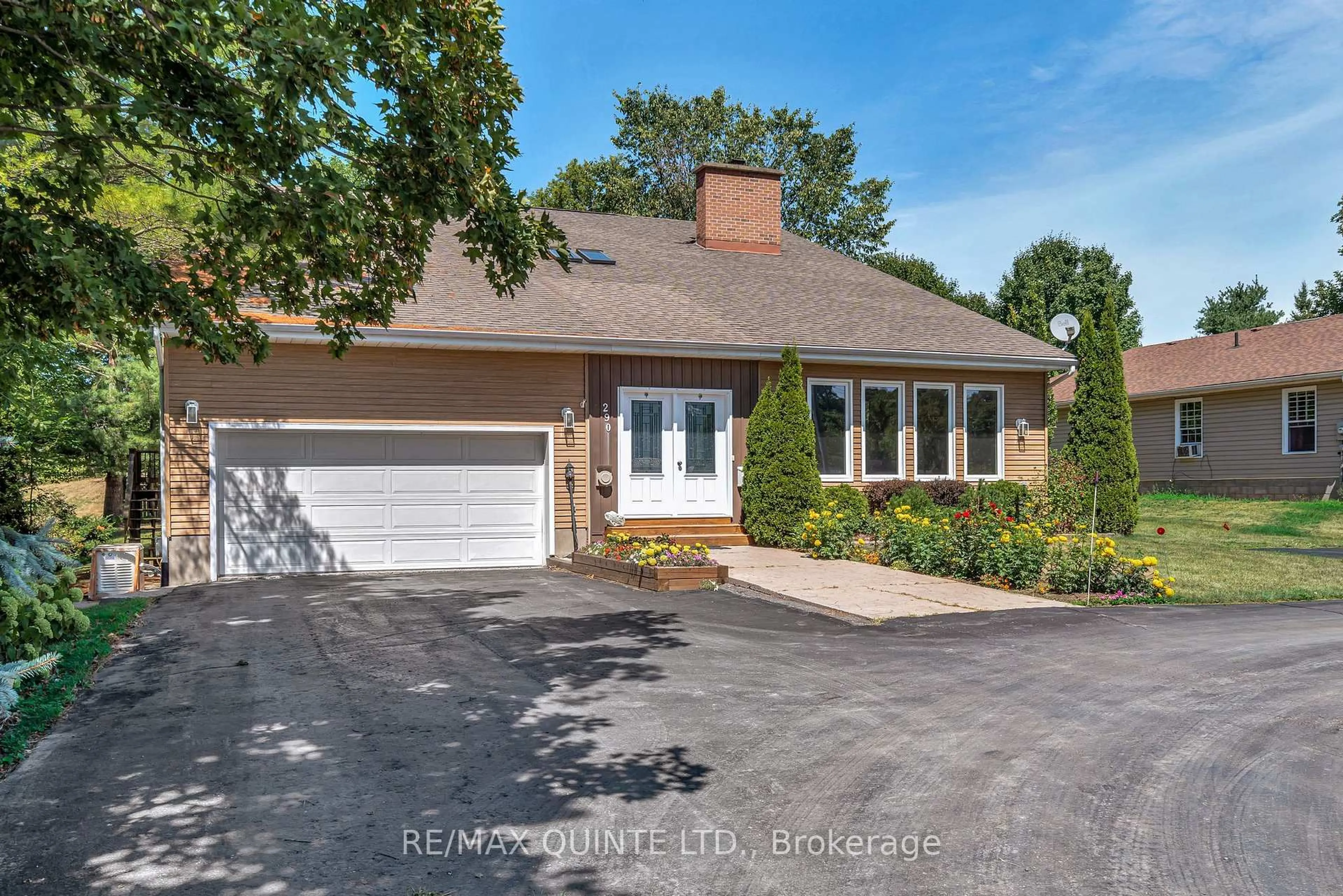 Home with brick exterior material, street for 290 St.Lawrence St, Madoc Ontario K0K 2K0