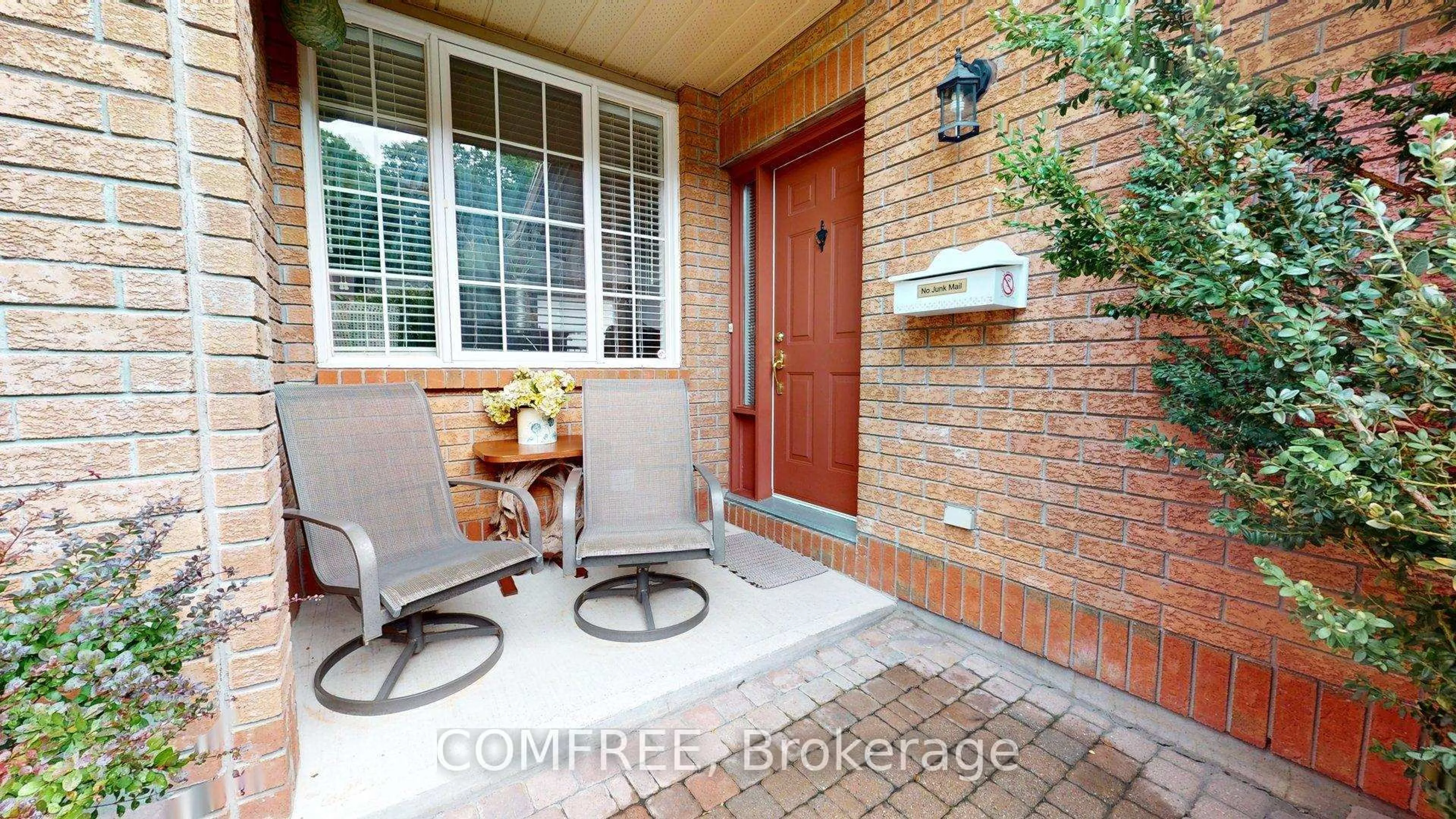 Unknown for 1315 Silvestri Cres, Ottawa Ontario K1J 1E8