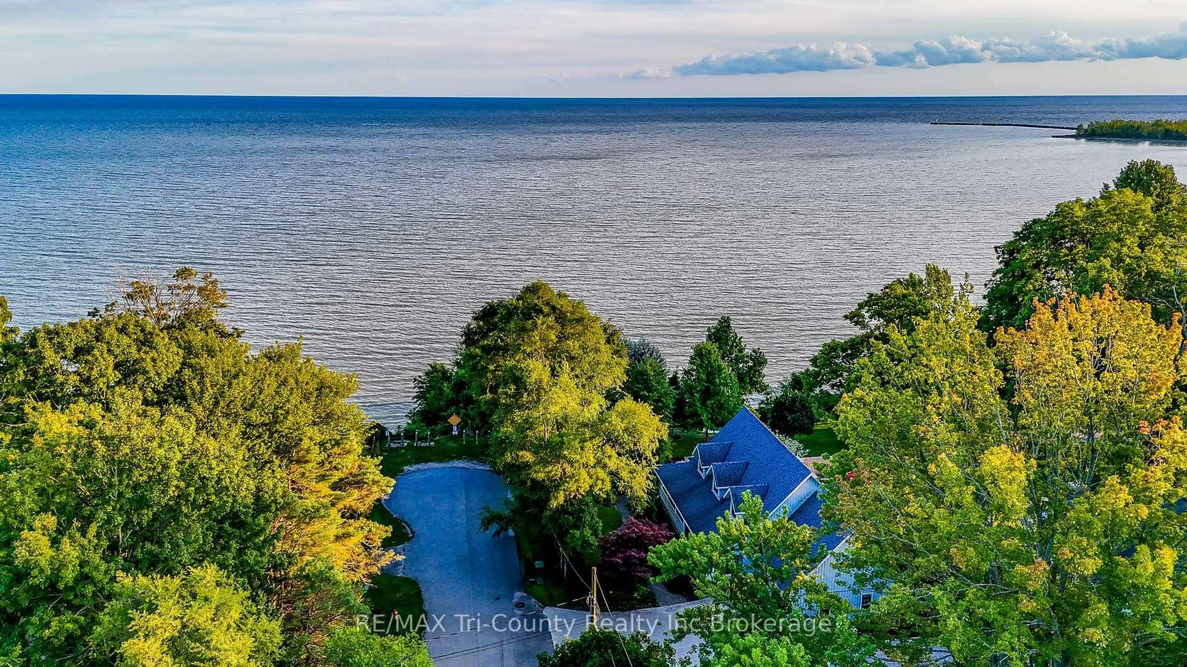 A pic from outside/outdoor area/front of a property/back of a property/a pic from drone, water/lake/river/ocean view for 5 Elizabeth St, Bayham Ontario N0J 1T0