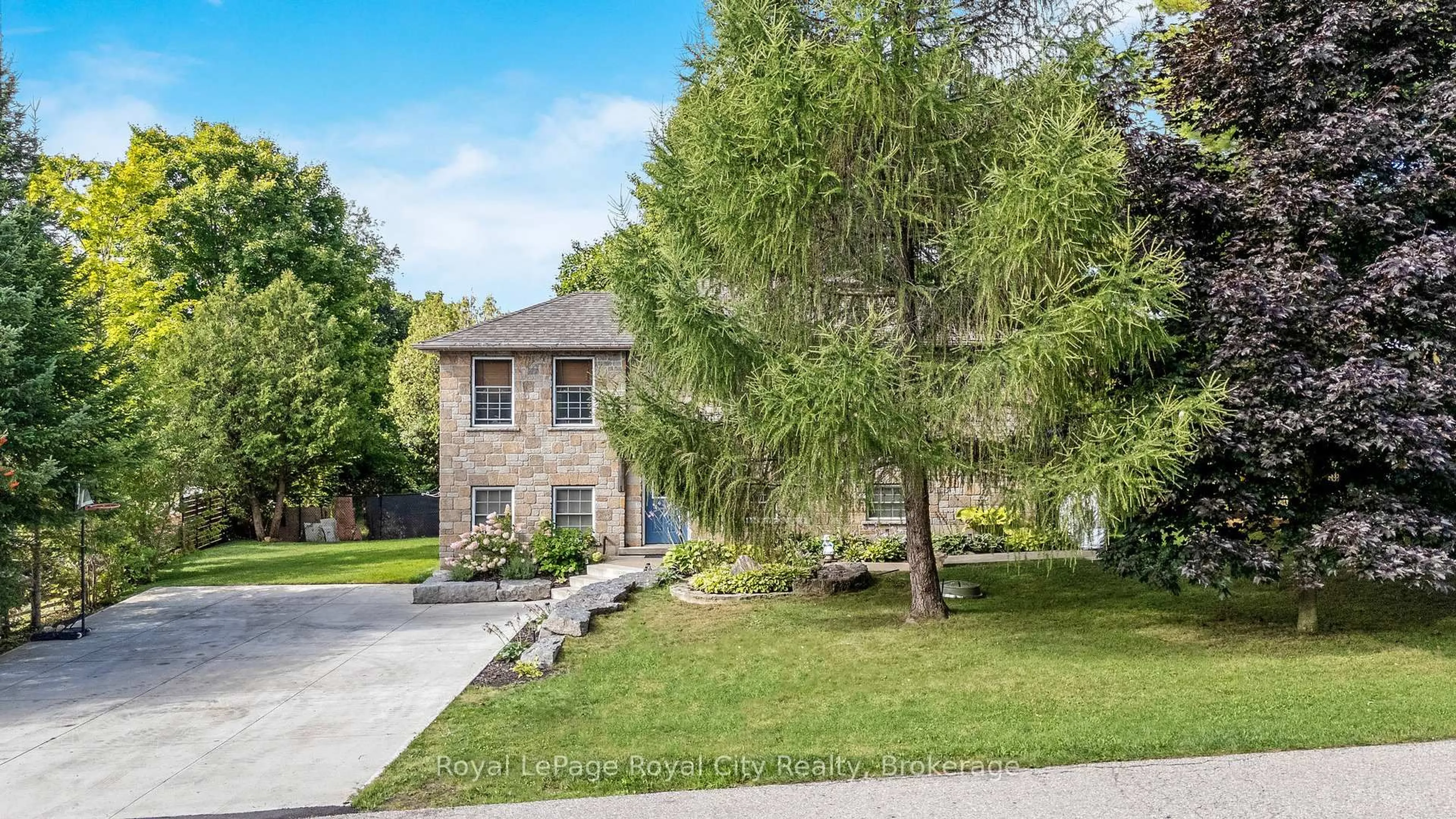 Unknown for 151 Queen St, Guelph/Eramosa Ontario N0B 2K0