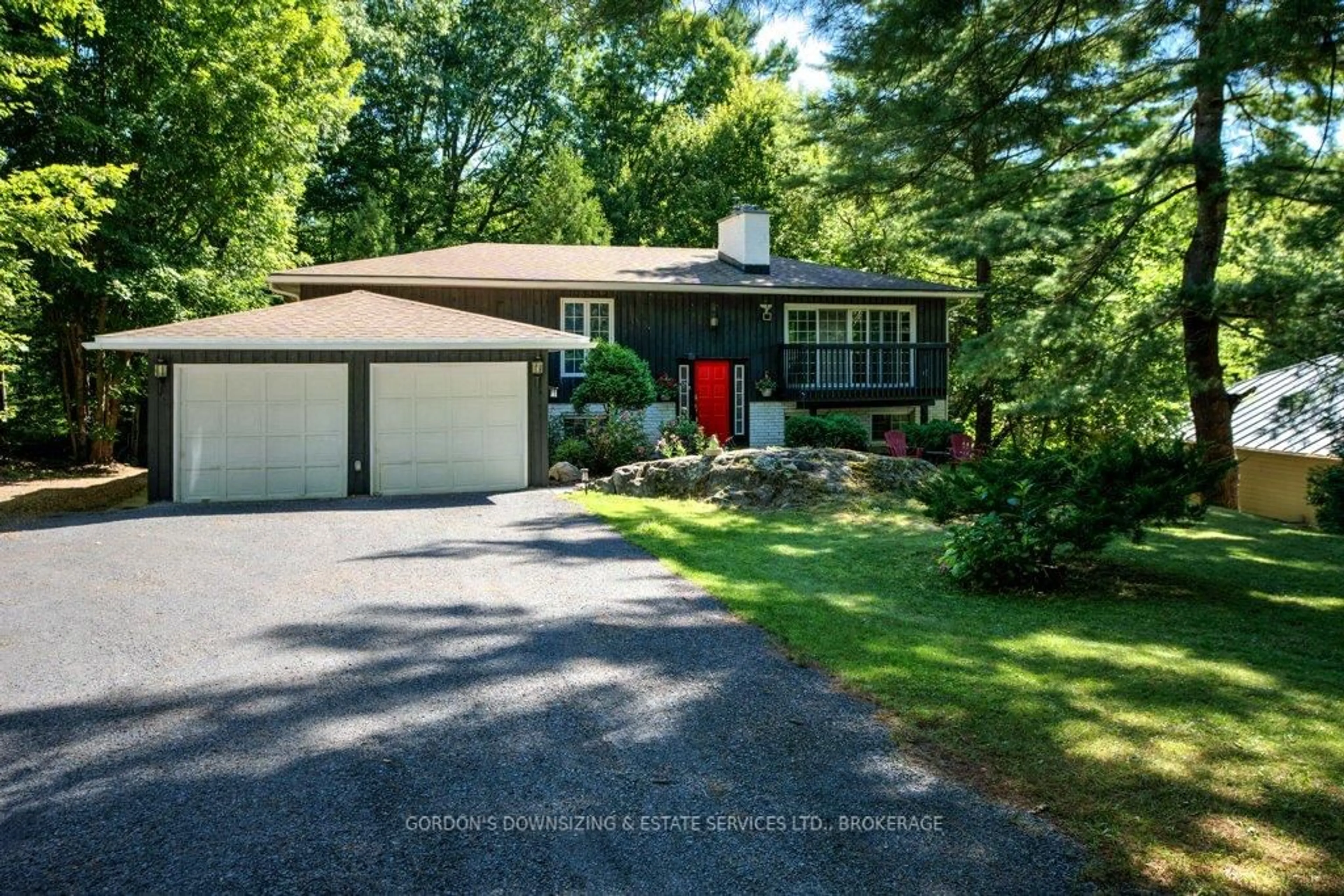 Home with vinyl exterior material, street for 32 Village Estates Rd, Front of Leeds & Seeleys Bay Ontario K0E 1L0