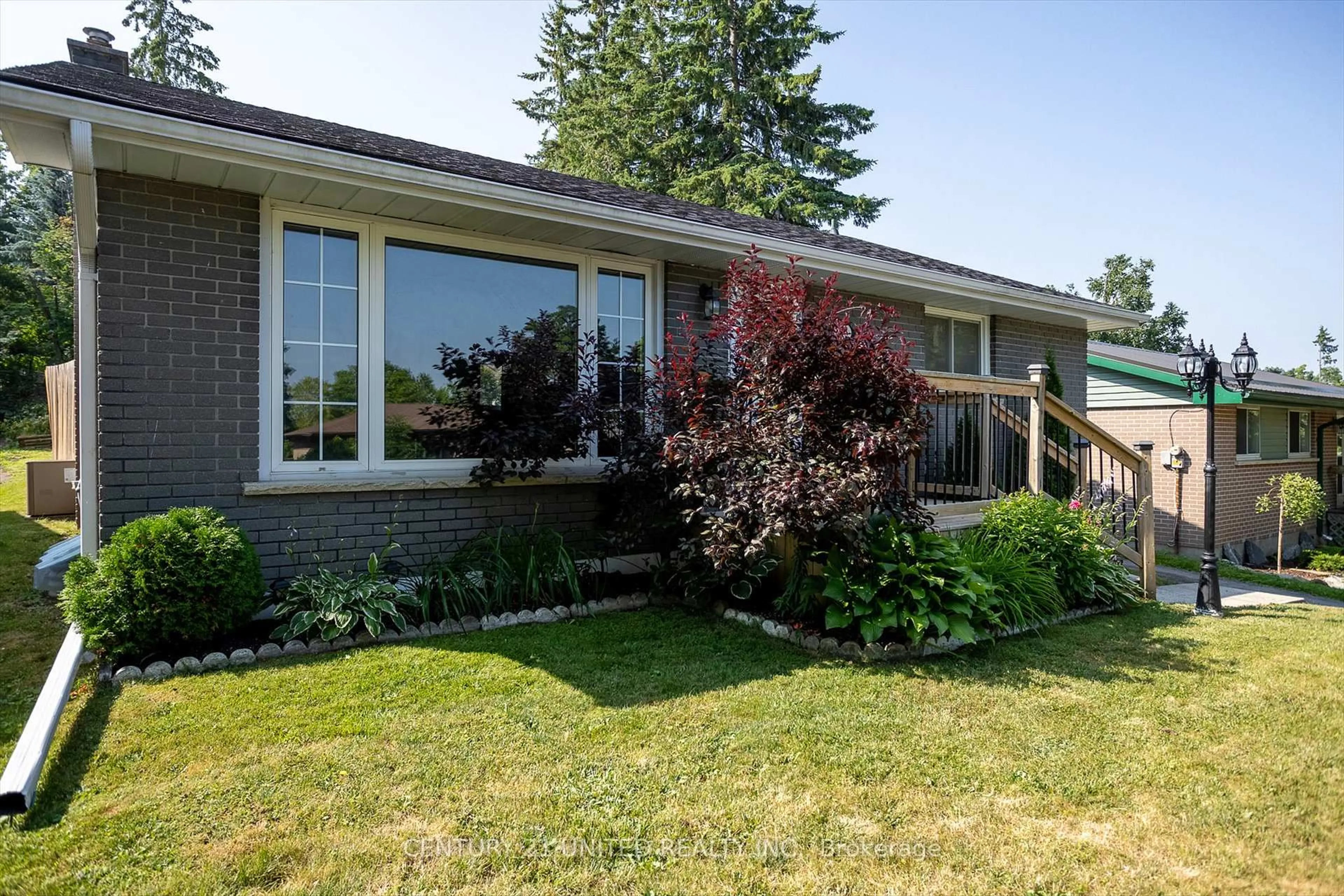 Home with vinyl exterior material, street for 273 Riverview Hts, Peterborough Ontario K9J 1A9