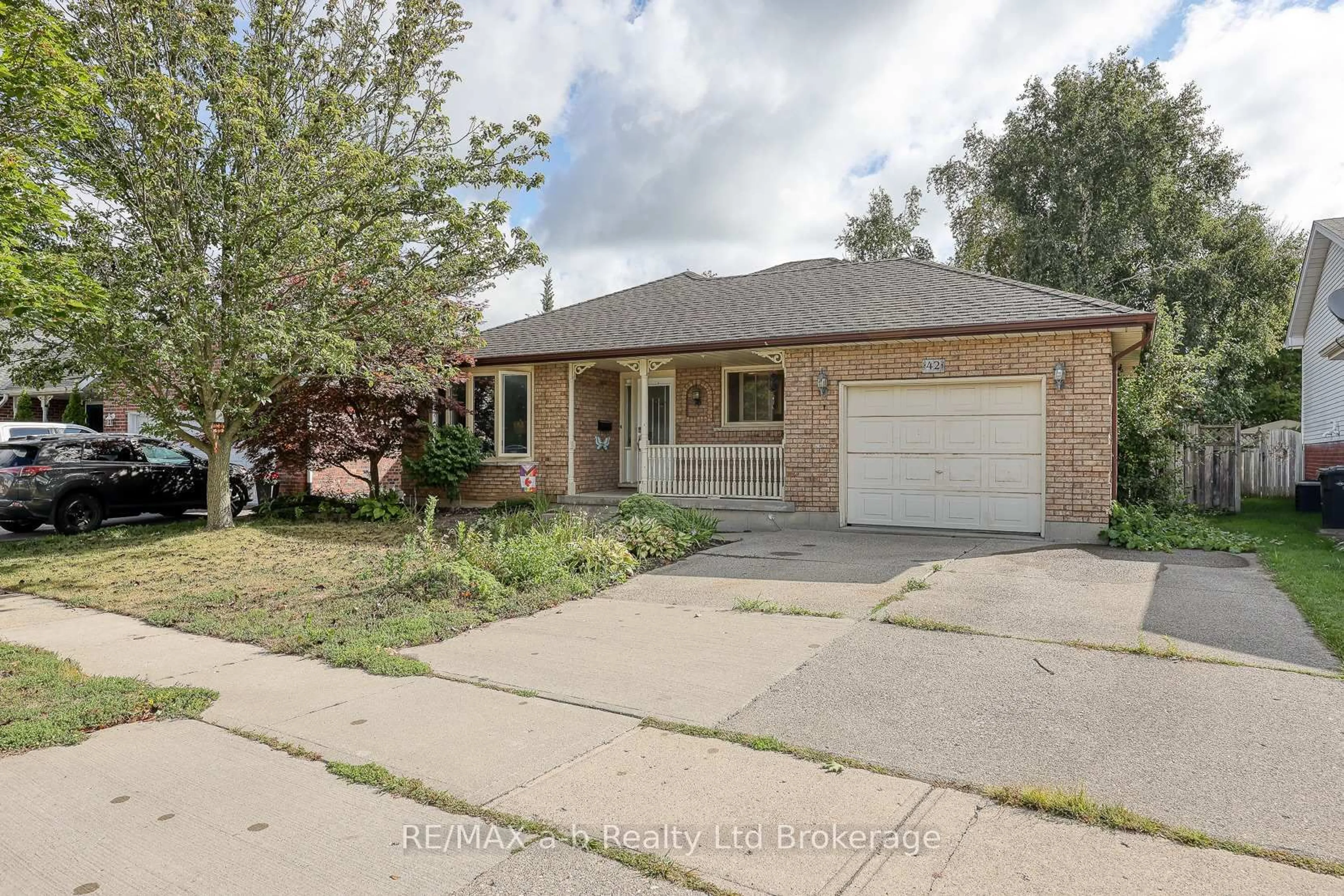 Home with brick exterior material, street for 42 John Davies Dr, Woodstock Ontario N4T 1N3