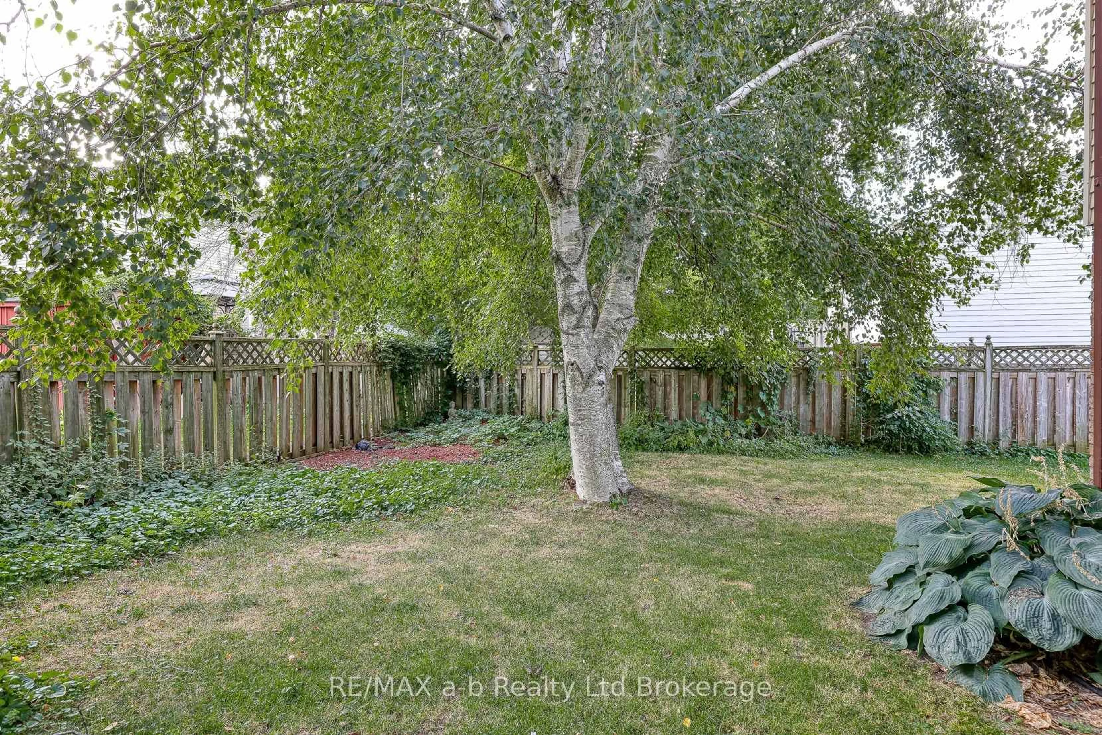 Patio, forest/trees view for 42 John Davies Dr, Woodstock Ontario N4T 1N3