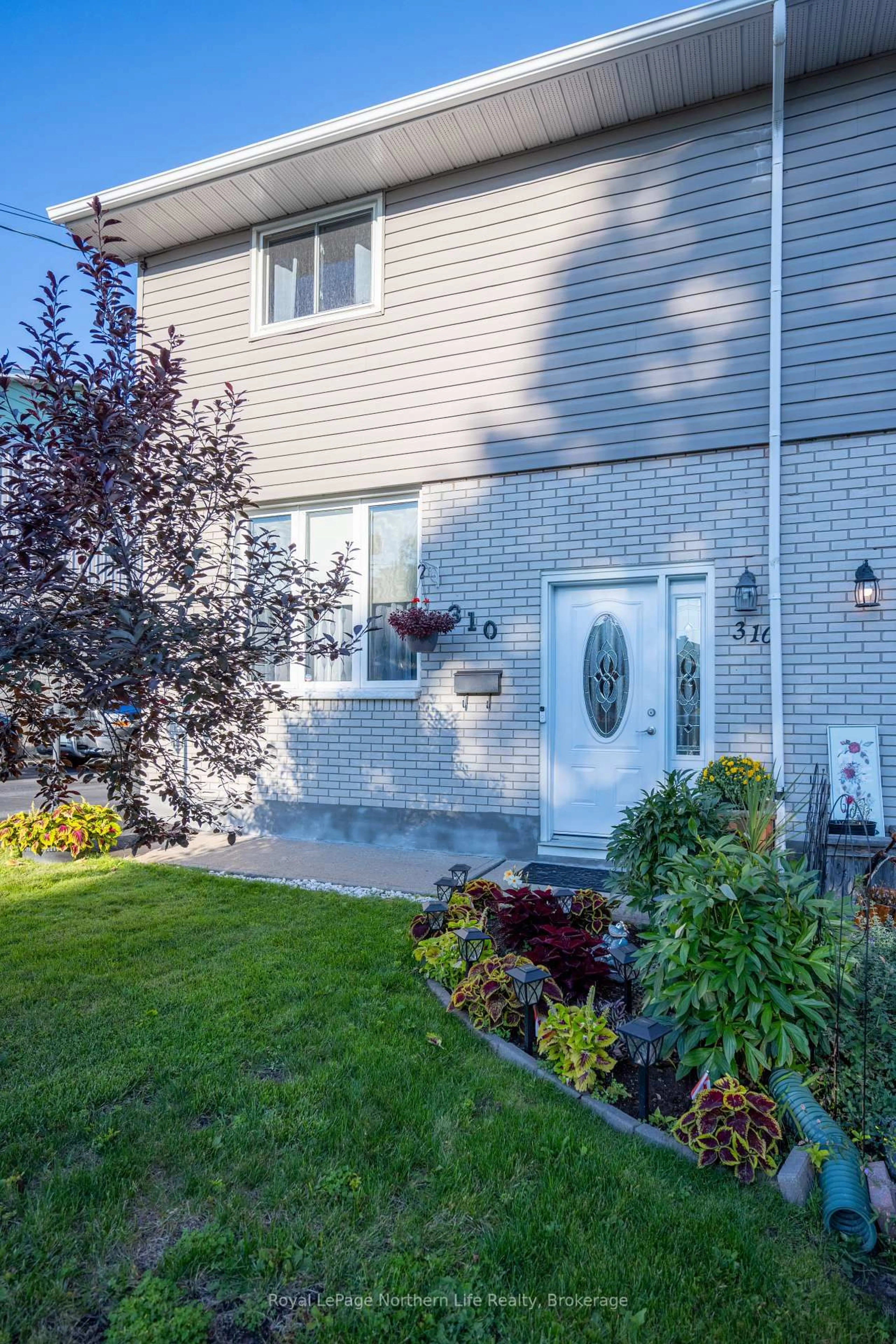 Unknown for 310 Mountainview Dr, North Bay Ontario P1A 2X7