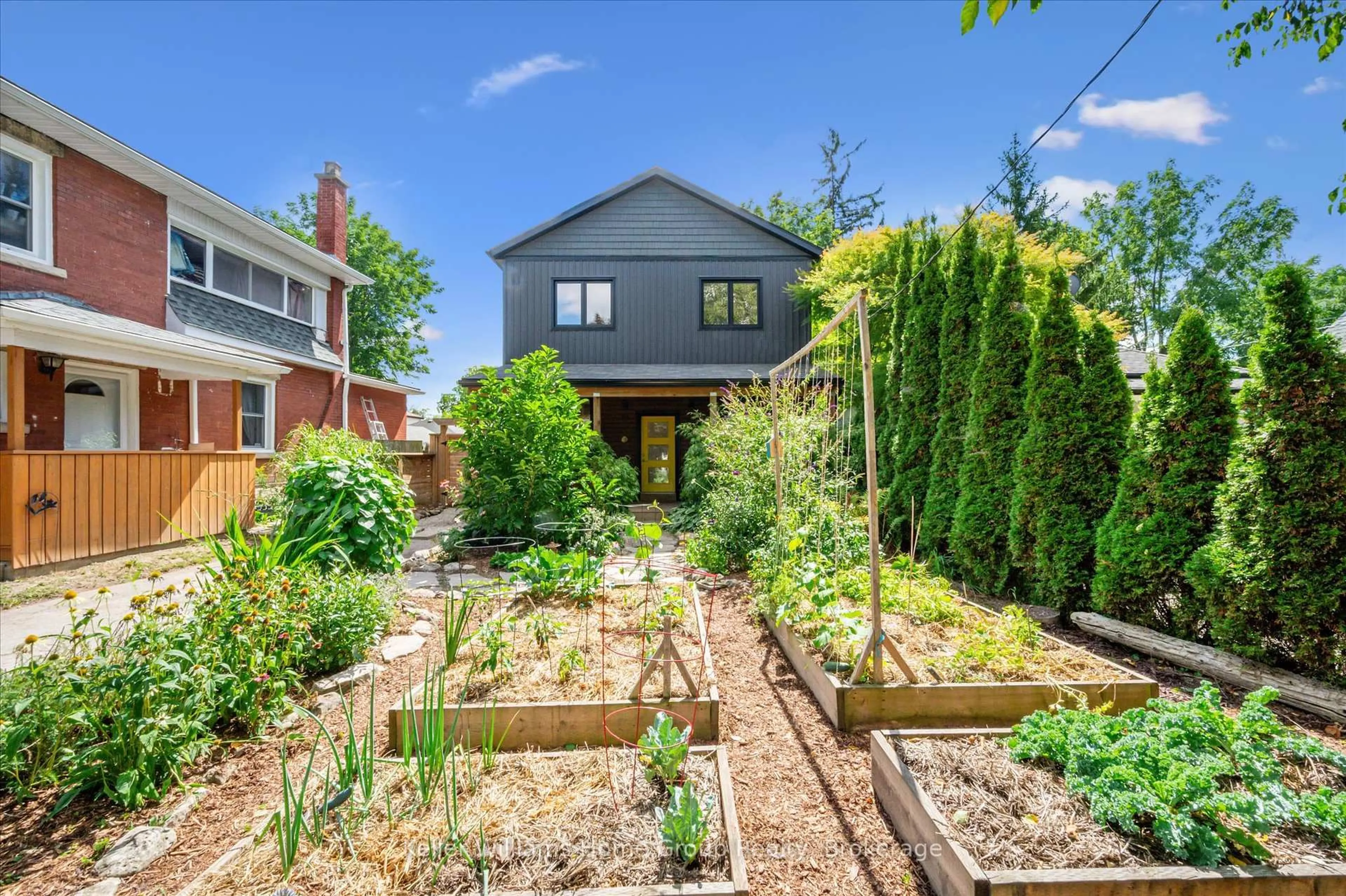 Unknown for 86 Northumberland St, Guelph Ontario N1H 3A8
