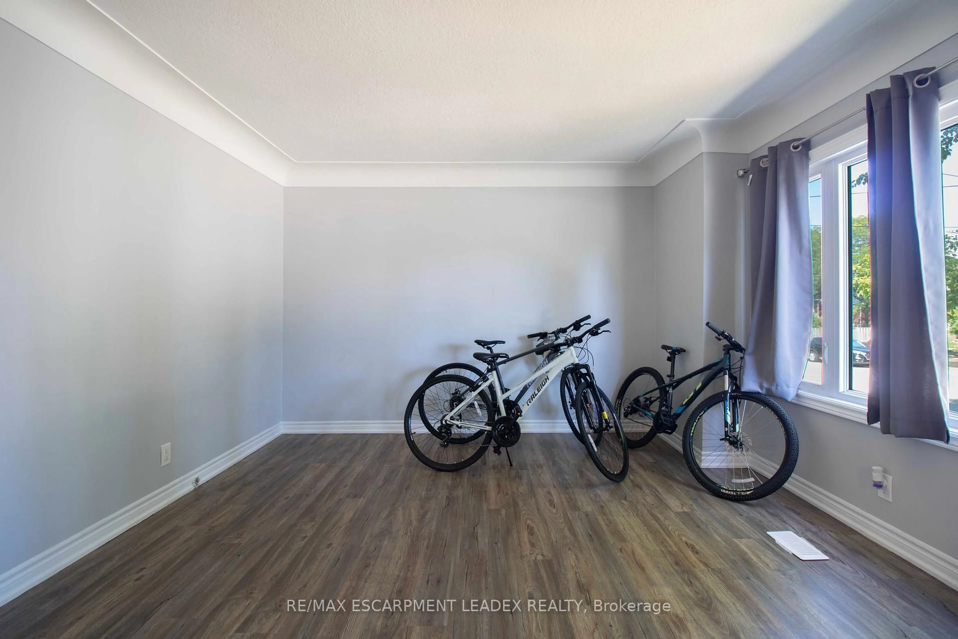 A pic of a room for 22 Nancy St, Hamilton Ontario L8T 3L8