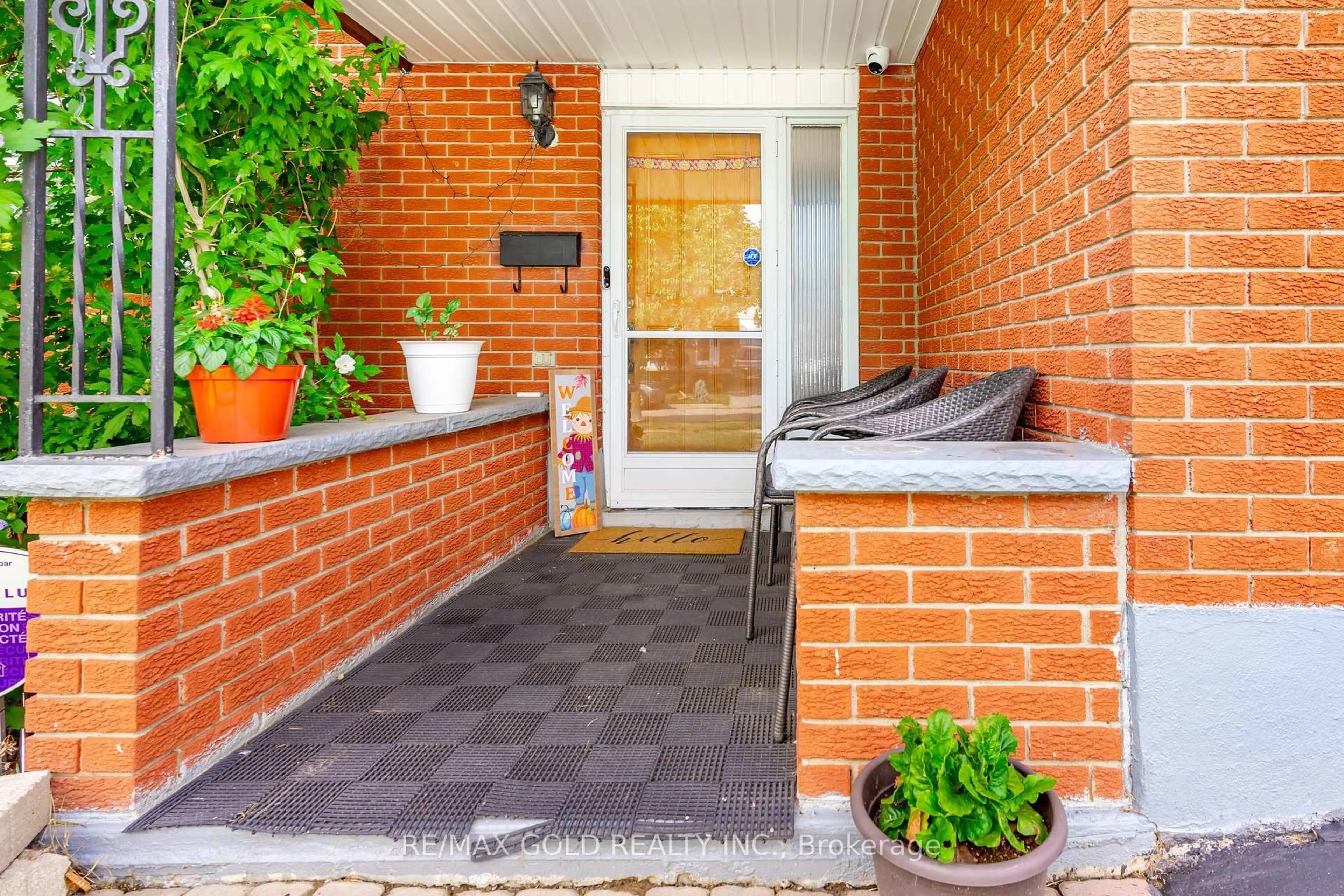 Patio, street for 55 Ramblewood Way, Kitchener Ontario N2N 1G8