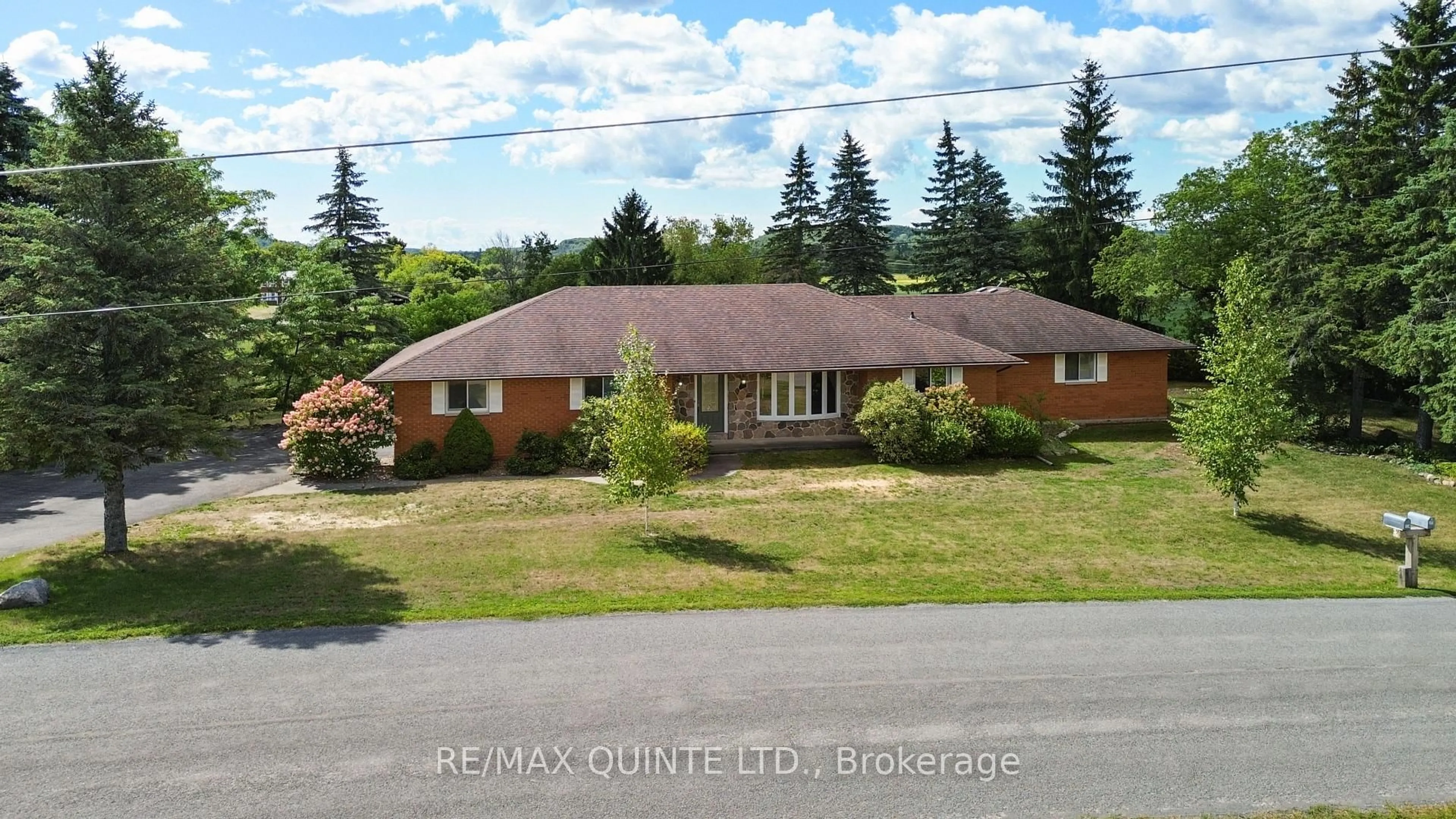 A pic from outside/outdoor area/front of a property/back of a property/a pic from drone, unknown for 273 Huffman Rd, Hastings Ontario K0K 2C0