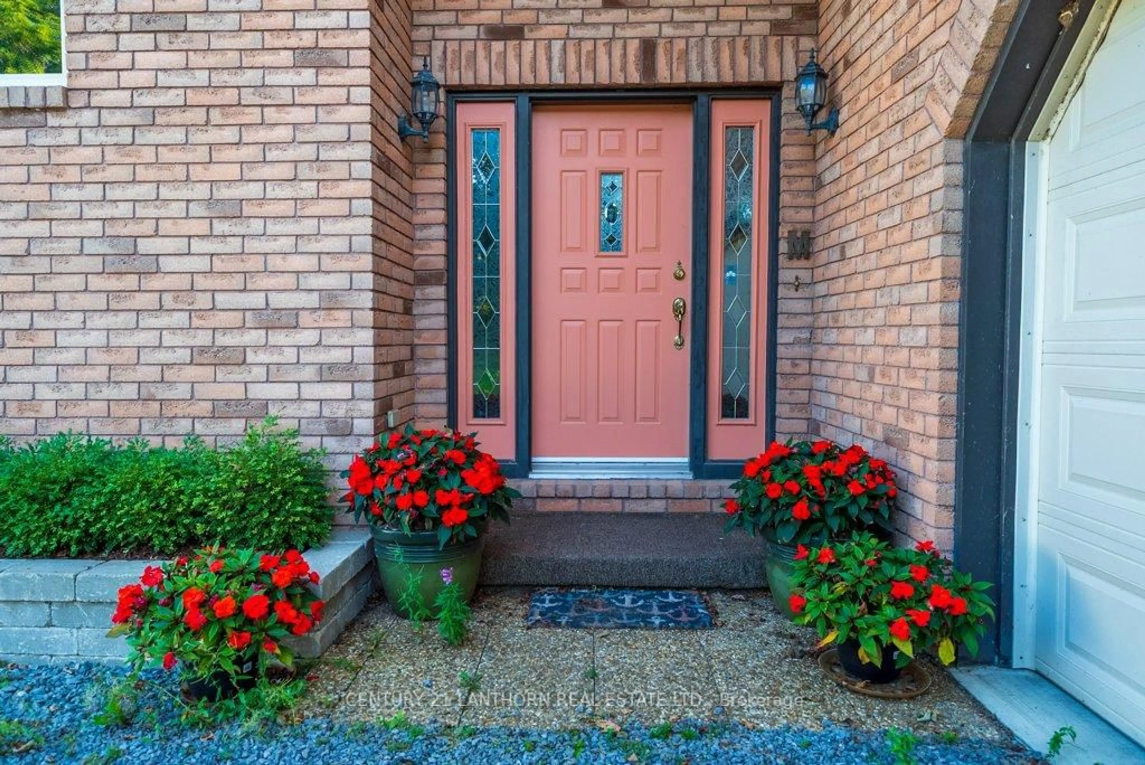 Indoor entryway for 3126b County Rd 8 Rd, Prince Edward County Ontario K0K 2T0