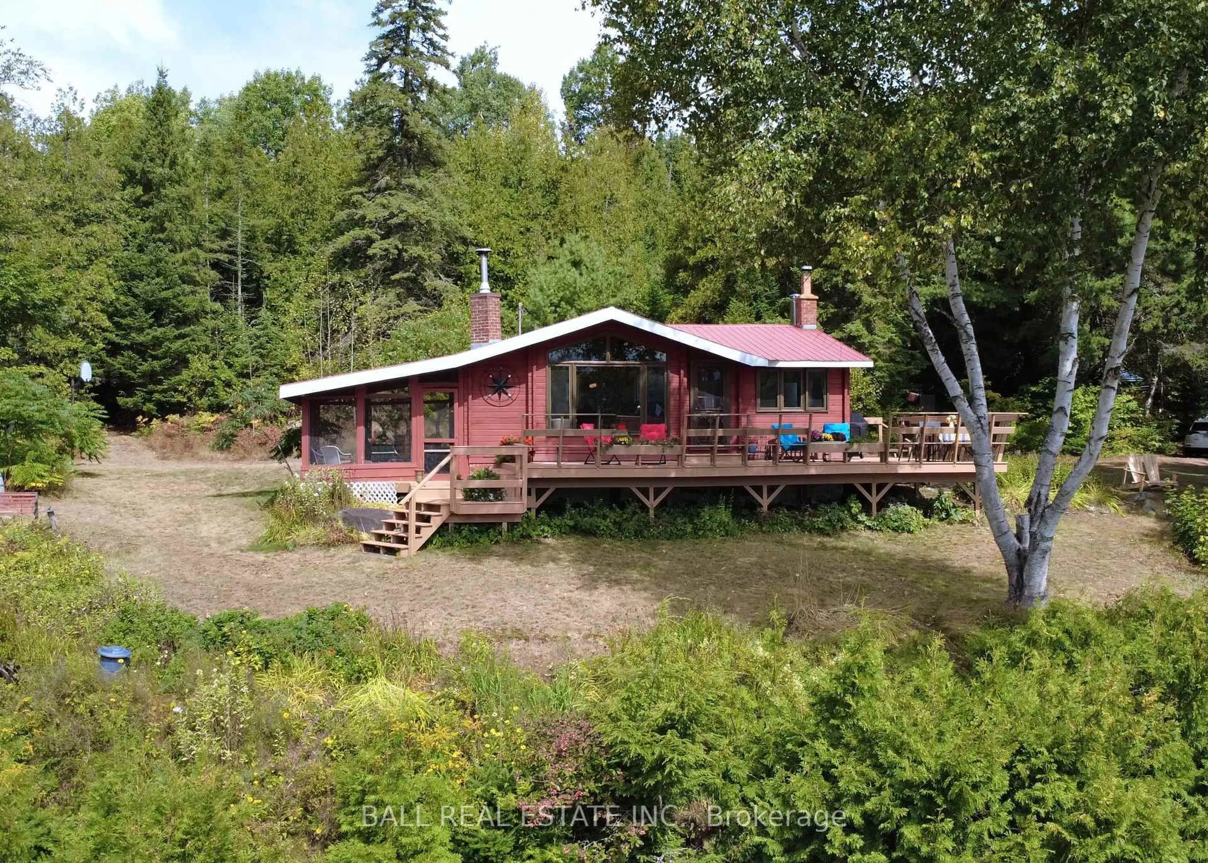 A pic from outside/outdoor area/front of a property/back of a property/a pic from drone, unknown for 198 Davies Lane, South Algonquin Ontario K0K 2M0