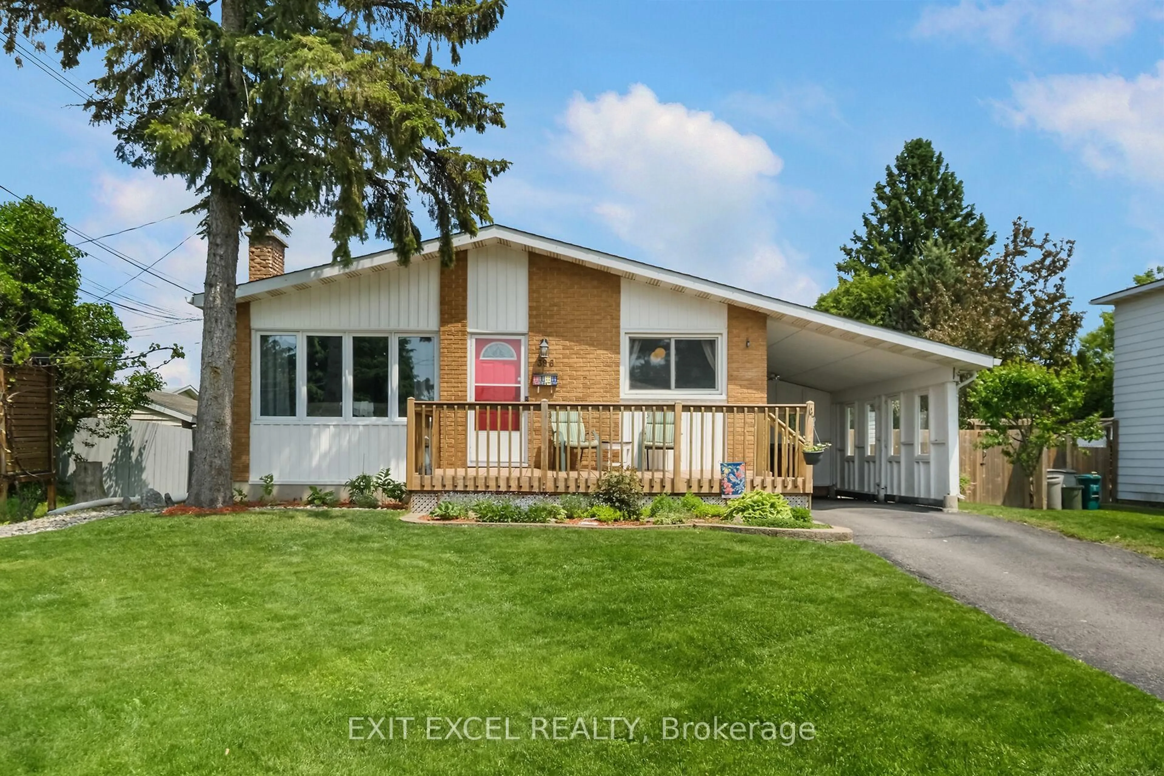 Home with vinyl exterior material, street for 396 Roxdale Ave, Ottawa Ontario K1E 1V5