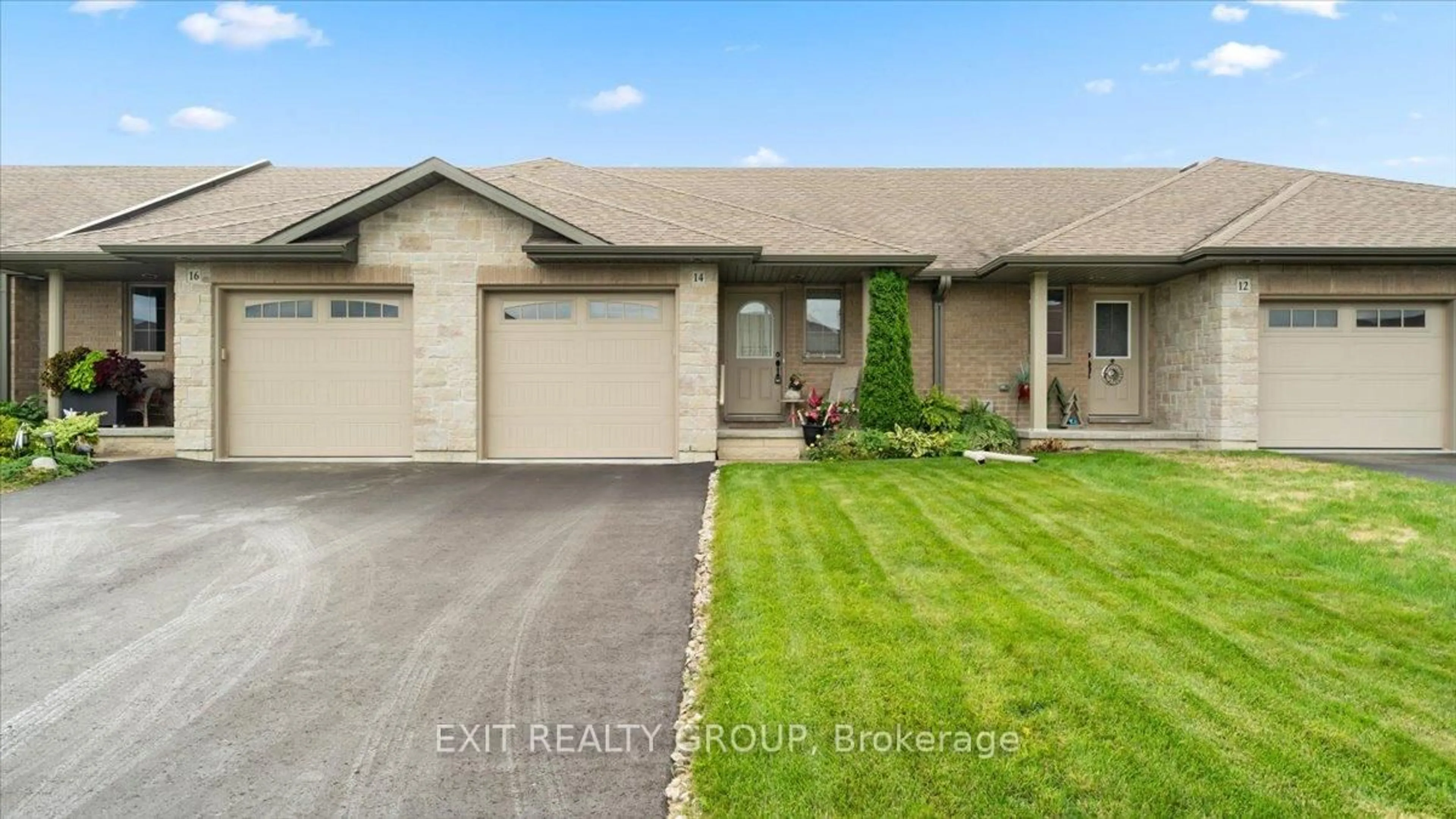 Unknown for 14 Cortland Cres, Barry's Bay Ontario K0K 1B0