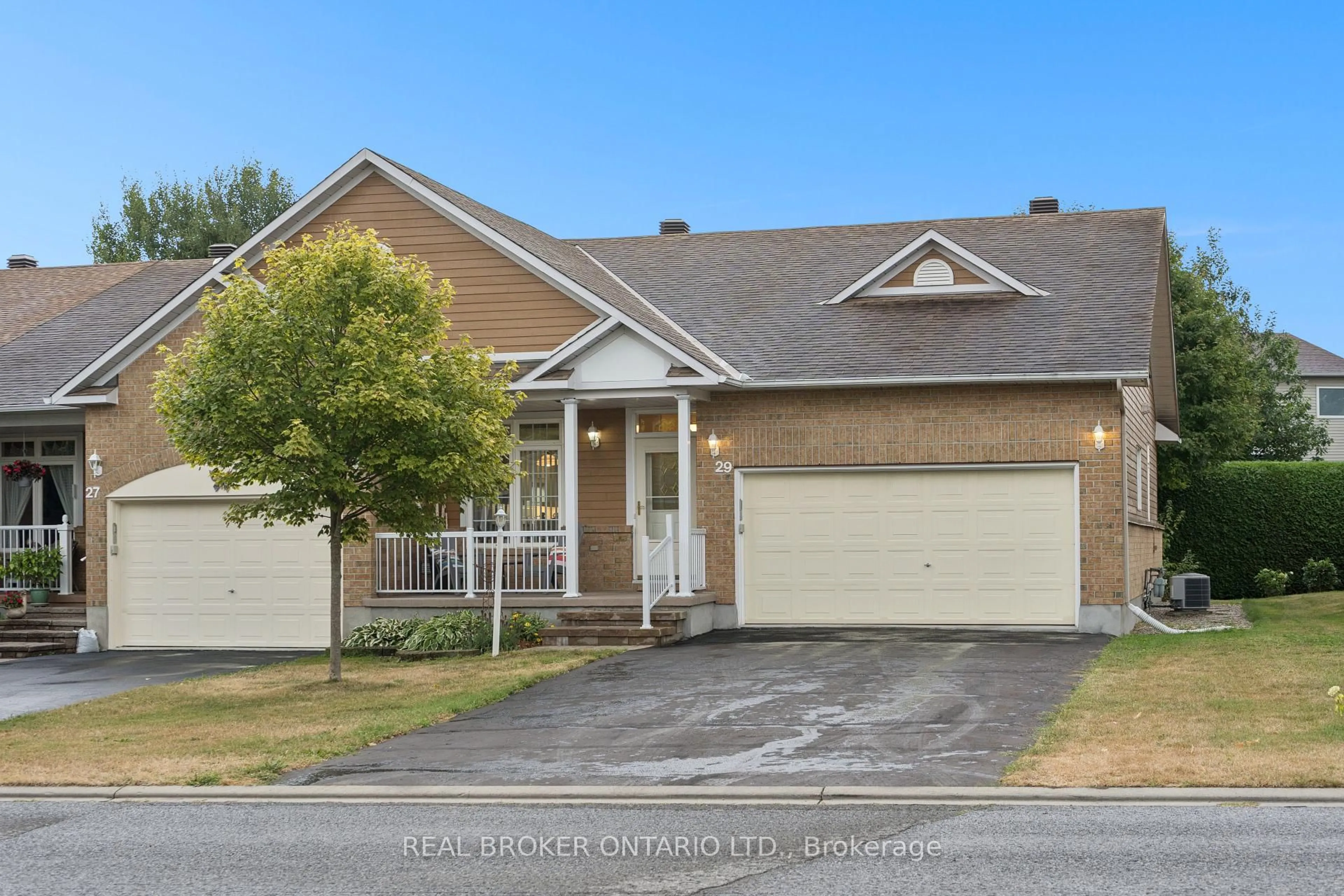 Unknown for 29 Sable Run Dr, Stittsville Ontario K2S 1W8