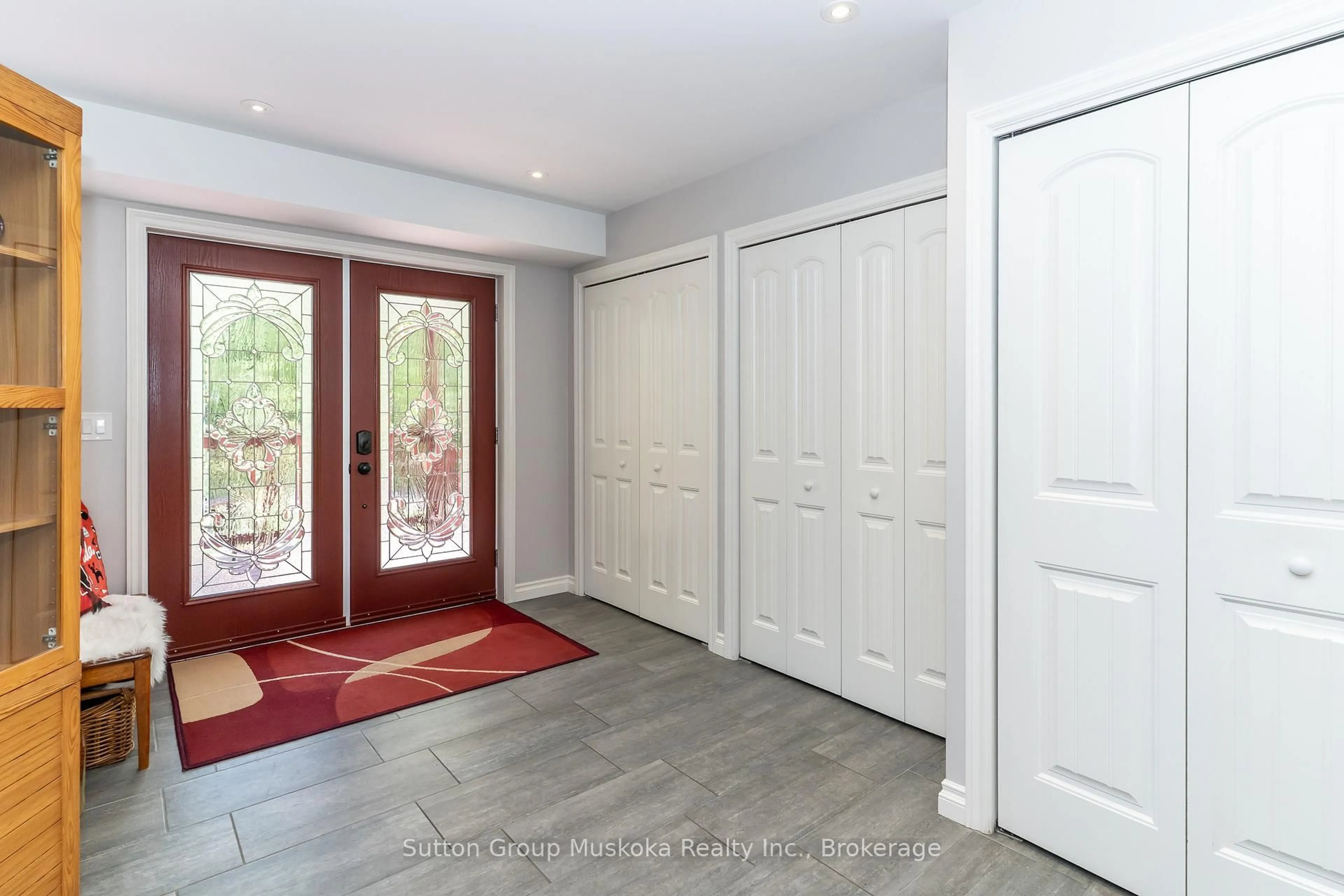 Indoor entryway for 4945 Muskoka 117 Rd, Lake of Bays Ontario P0A 1E0