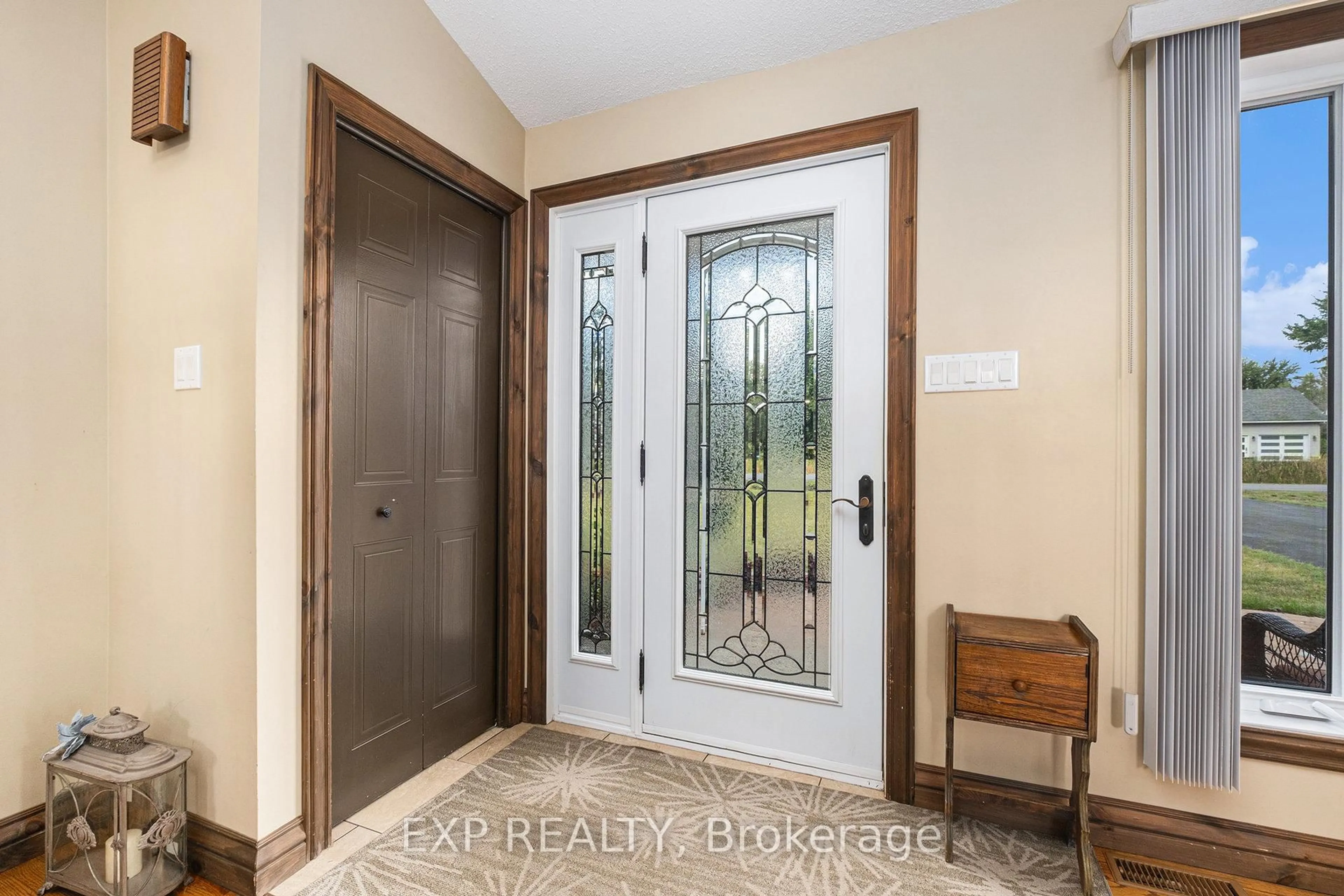 Indoor entryway for 16 Landriault Ave, Champlain Ontario K0B 1K0