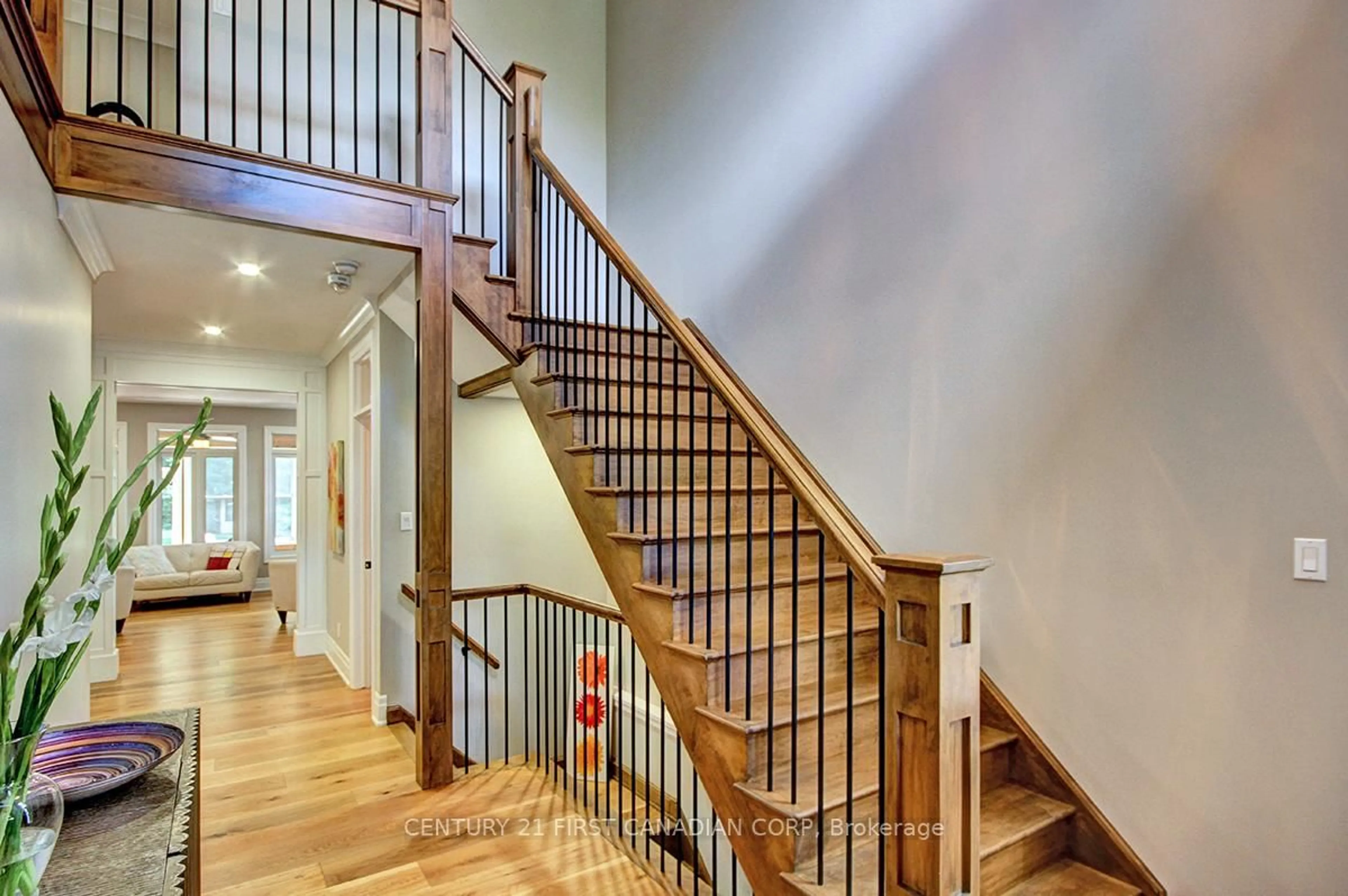 Stairs for 171 TECUMSEH Ave, London South Ontario N6C 1S3