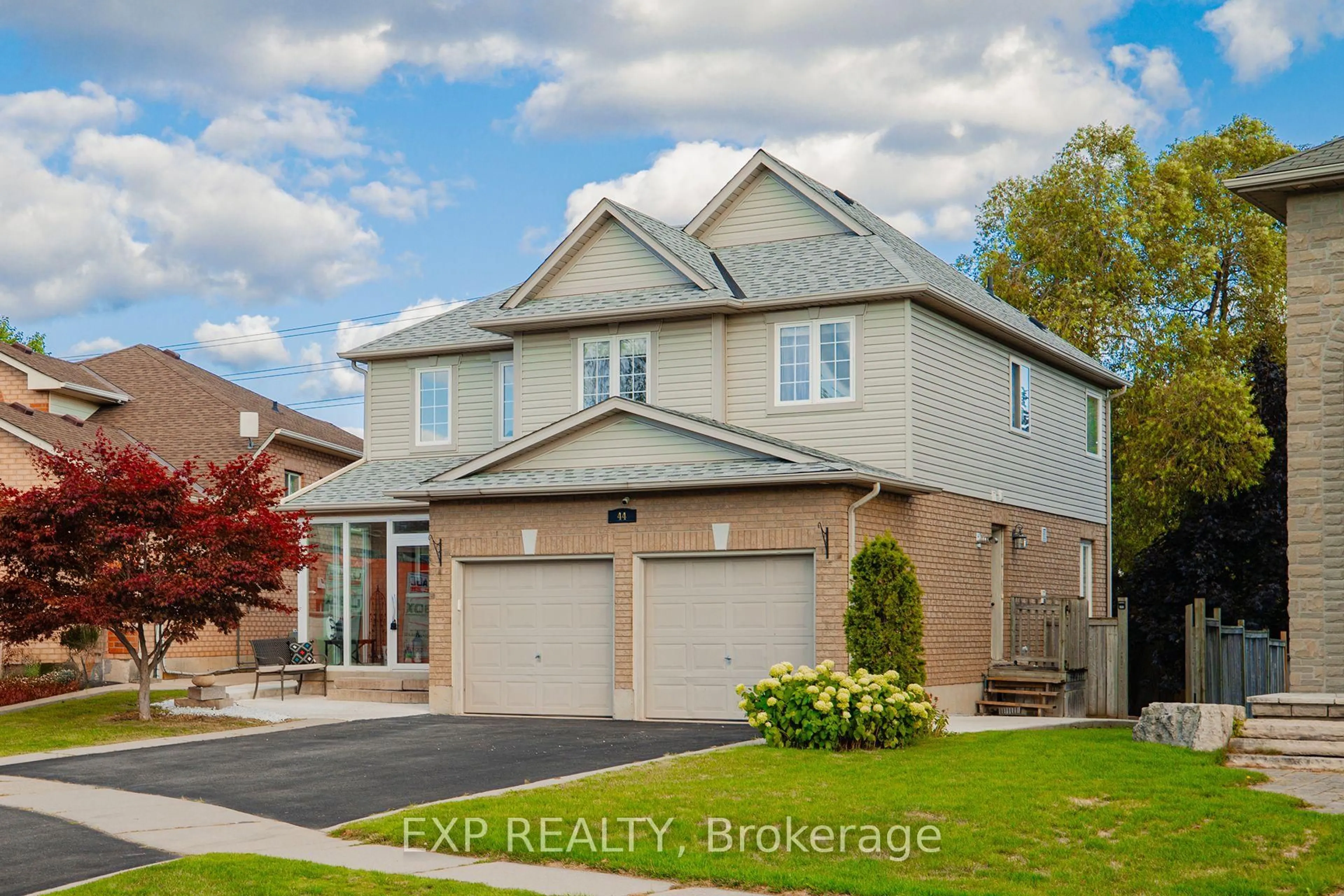 Home with brick exterior material, street for 44 Pentland Rd, Hamilton Ontario L0R 2H5