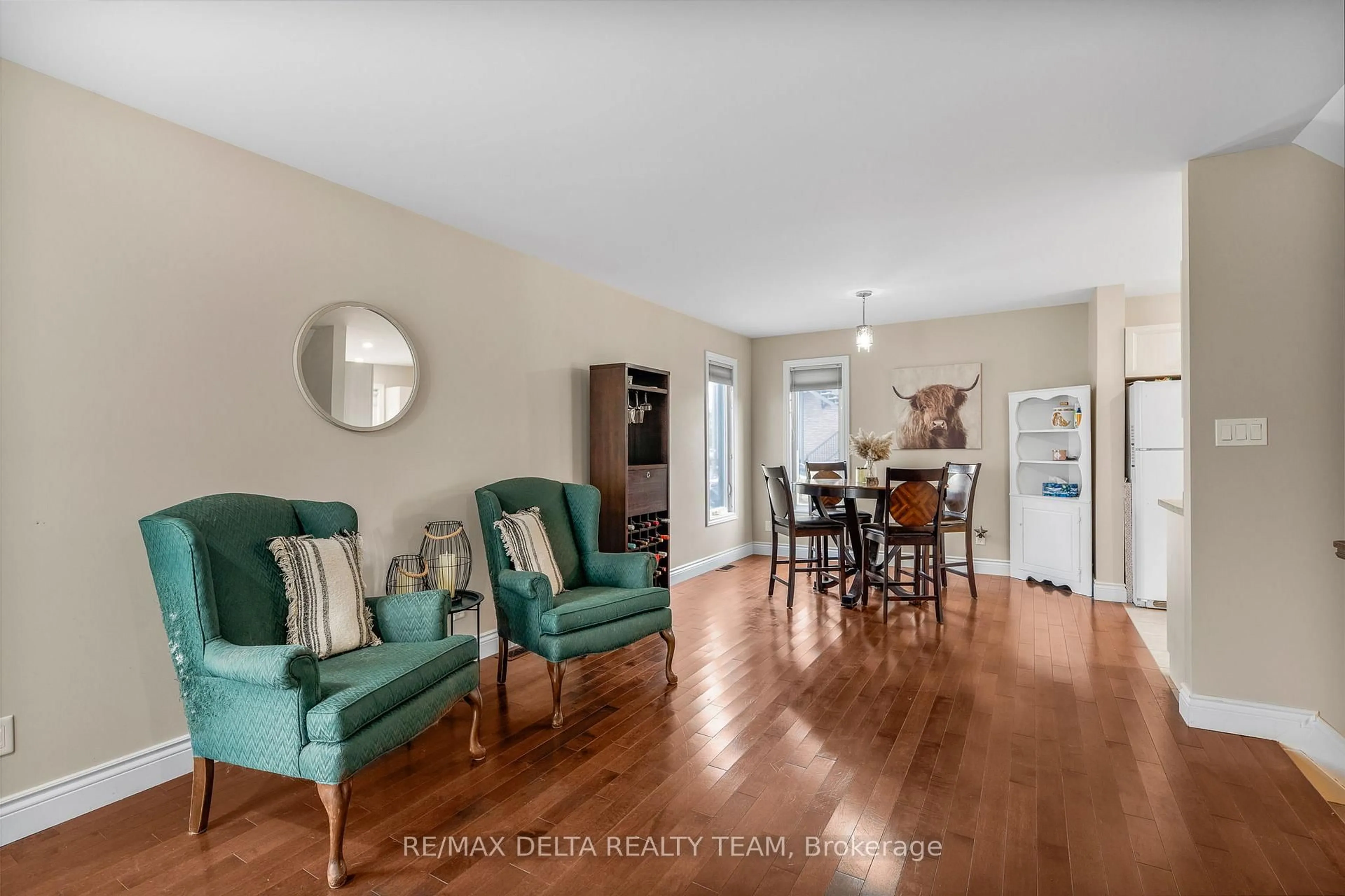 Living room with furniture, unknown for 21 Laurier St, Casselman Ontario K0A 1M0