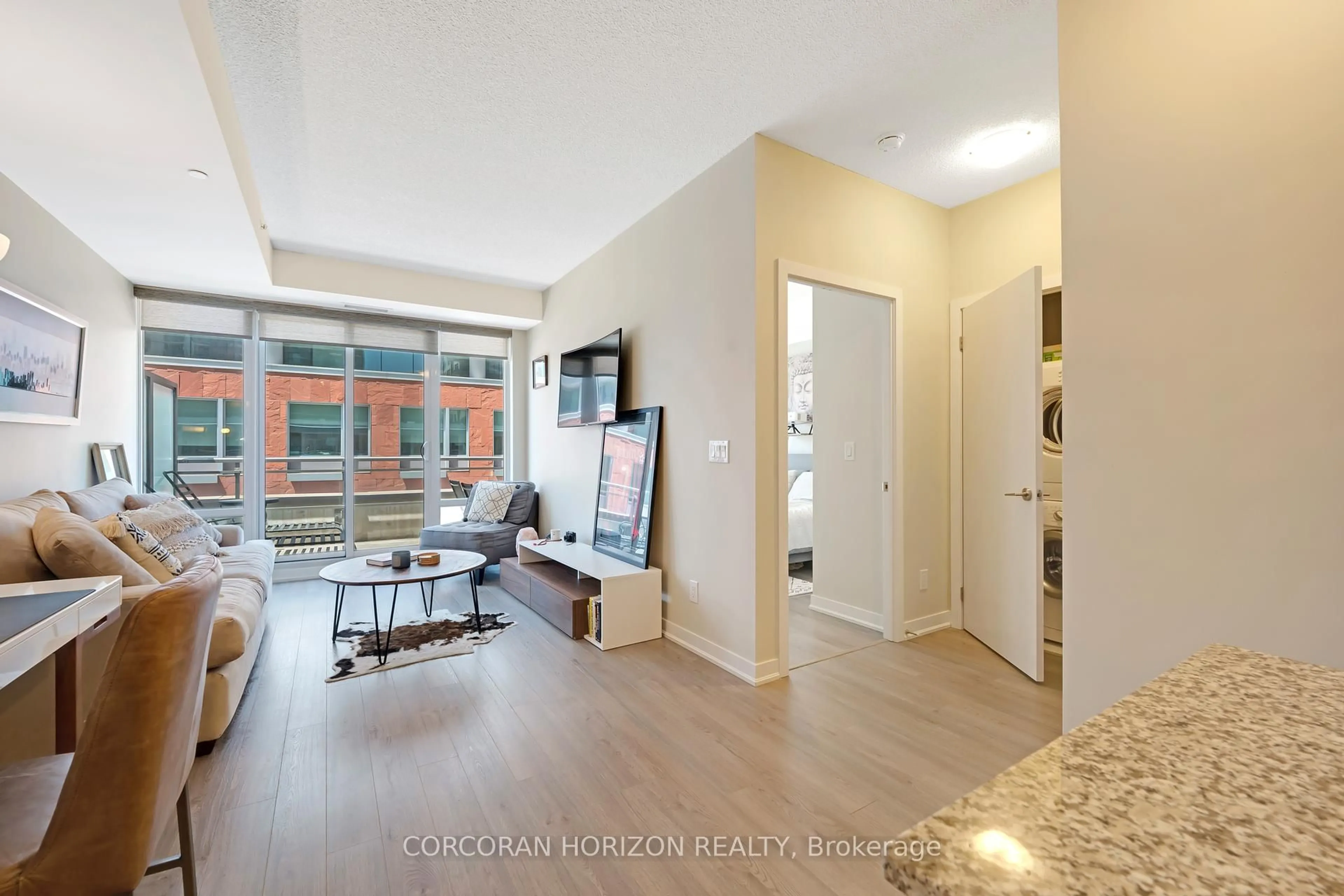 Indoor entryway for 85 Duke St #214, Kitchener Ontario N2G 1A6