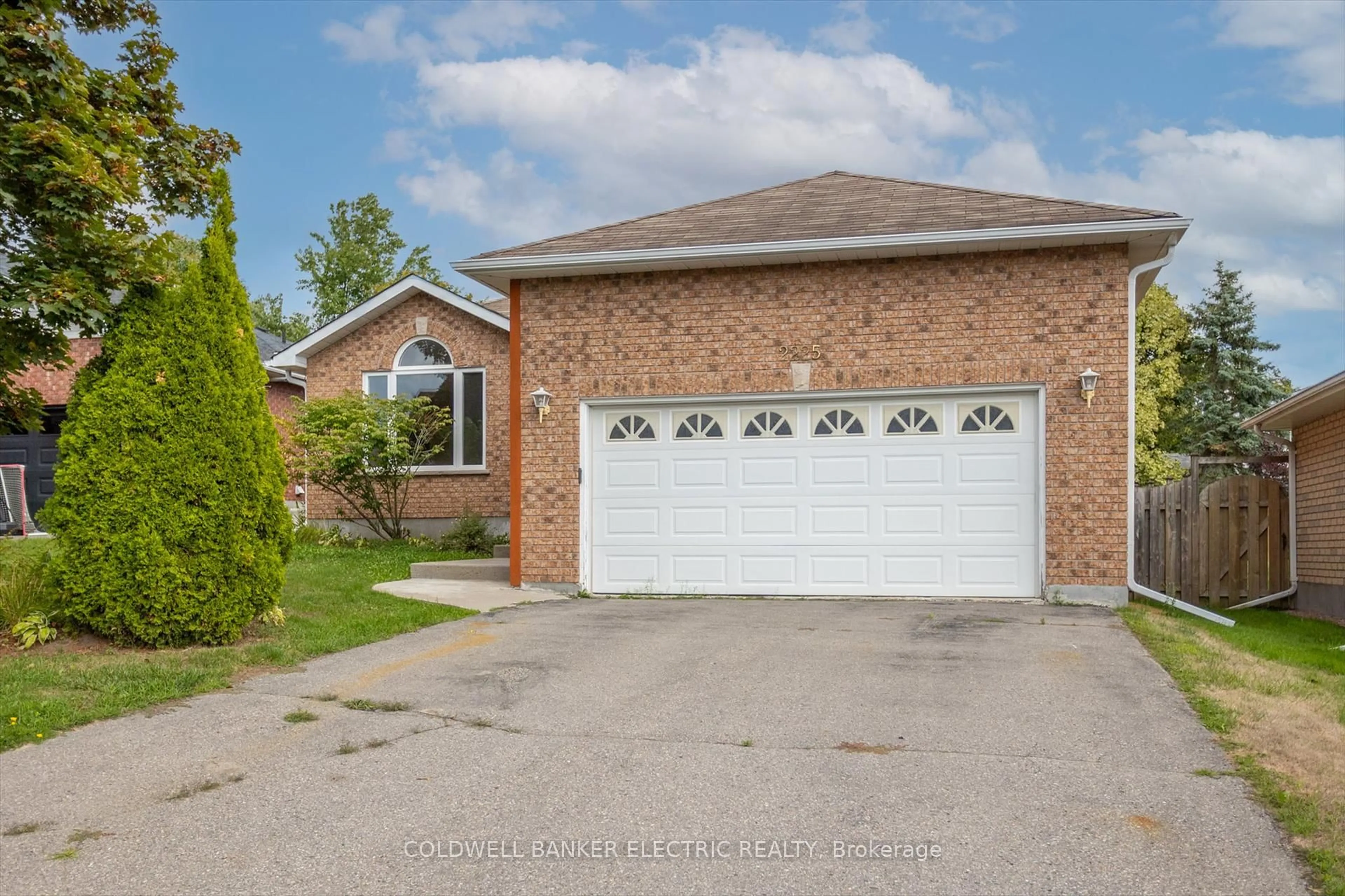 Home with brick exterior material, street for 2225 Lorraine Dr, Peterborough Ontario K9L 1Y6