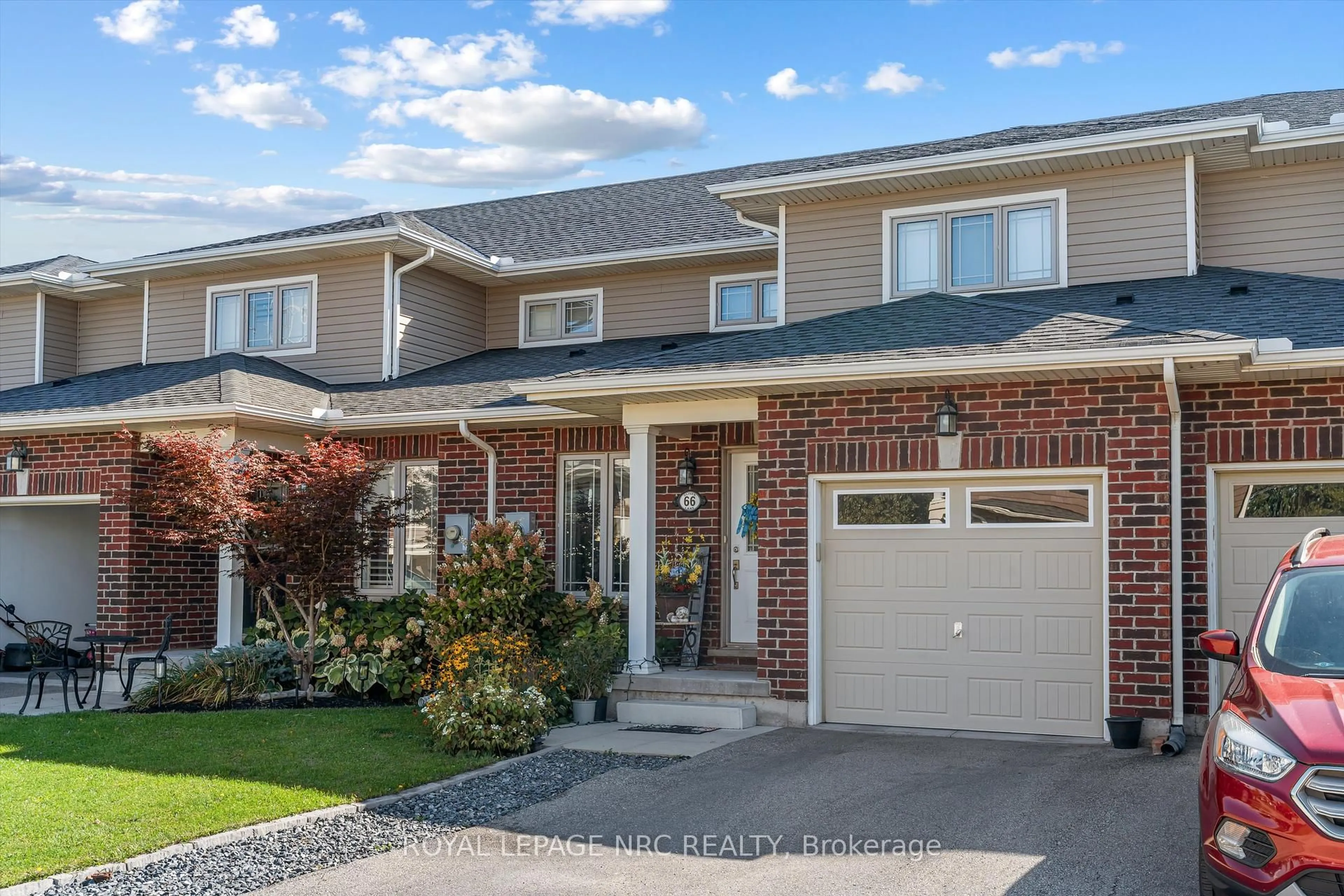 Home with brick exterior material, street for 66 Oliver Lane, St. Catharines Ontario L2P 0E4