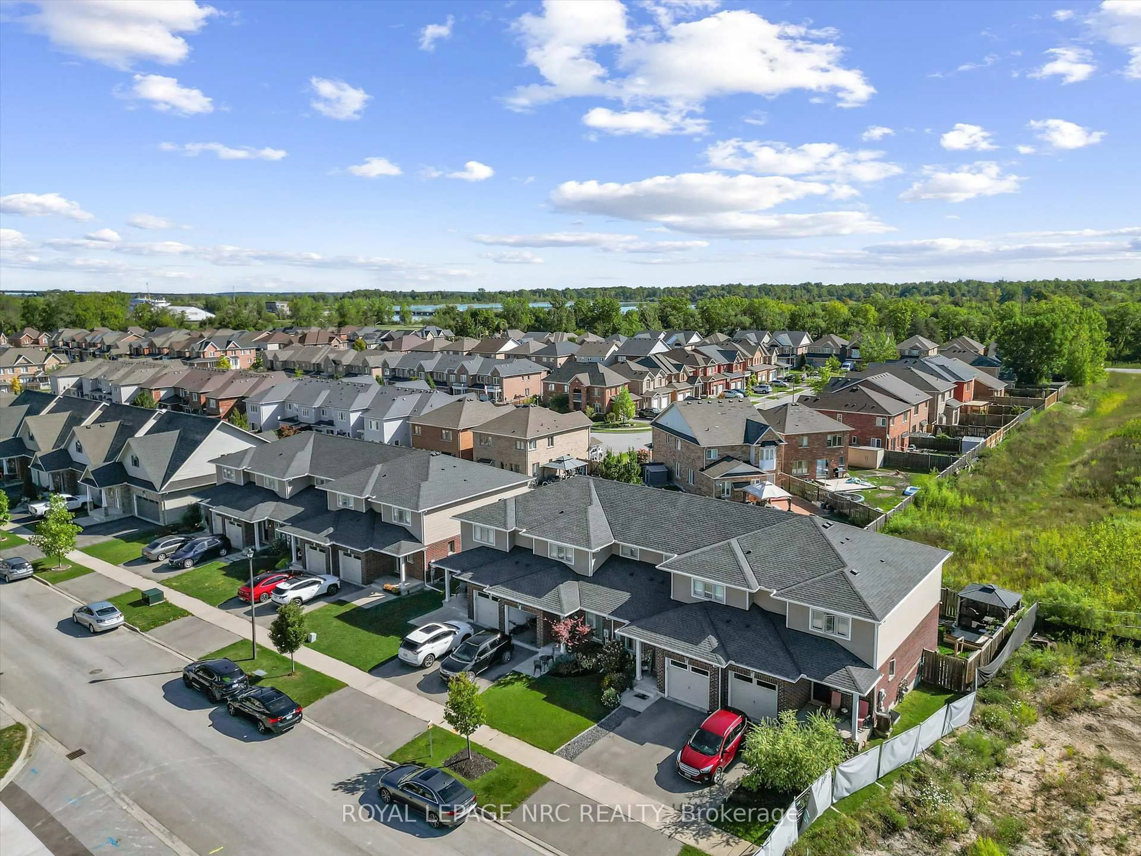 A pic from outside/outdoor area/front of a property/back of a property/a pic from drone, street for 66 Oliver Lane, St. Catharines Ontario L2P 0E4