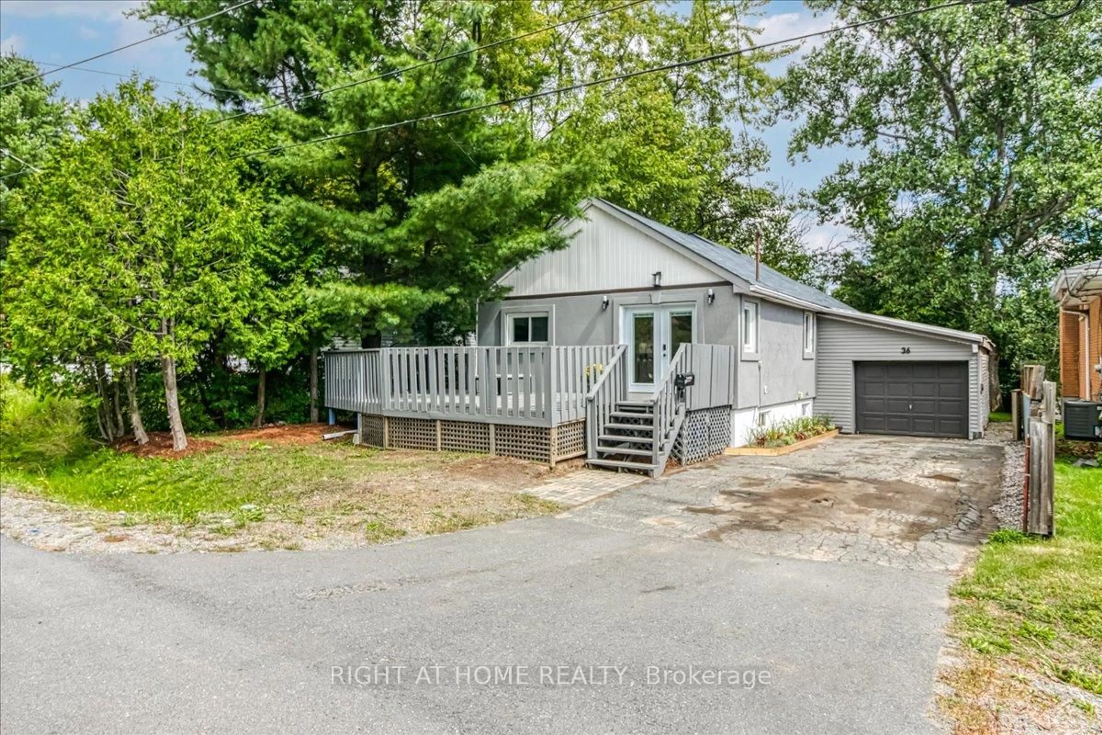 A pic from outside/outdoor area/front of a property/back of a property/a pic from drone, street for 36 Avalon Rd, Greater Sudbury Ontario P3B 3K7
