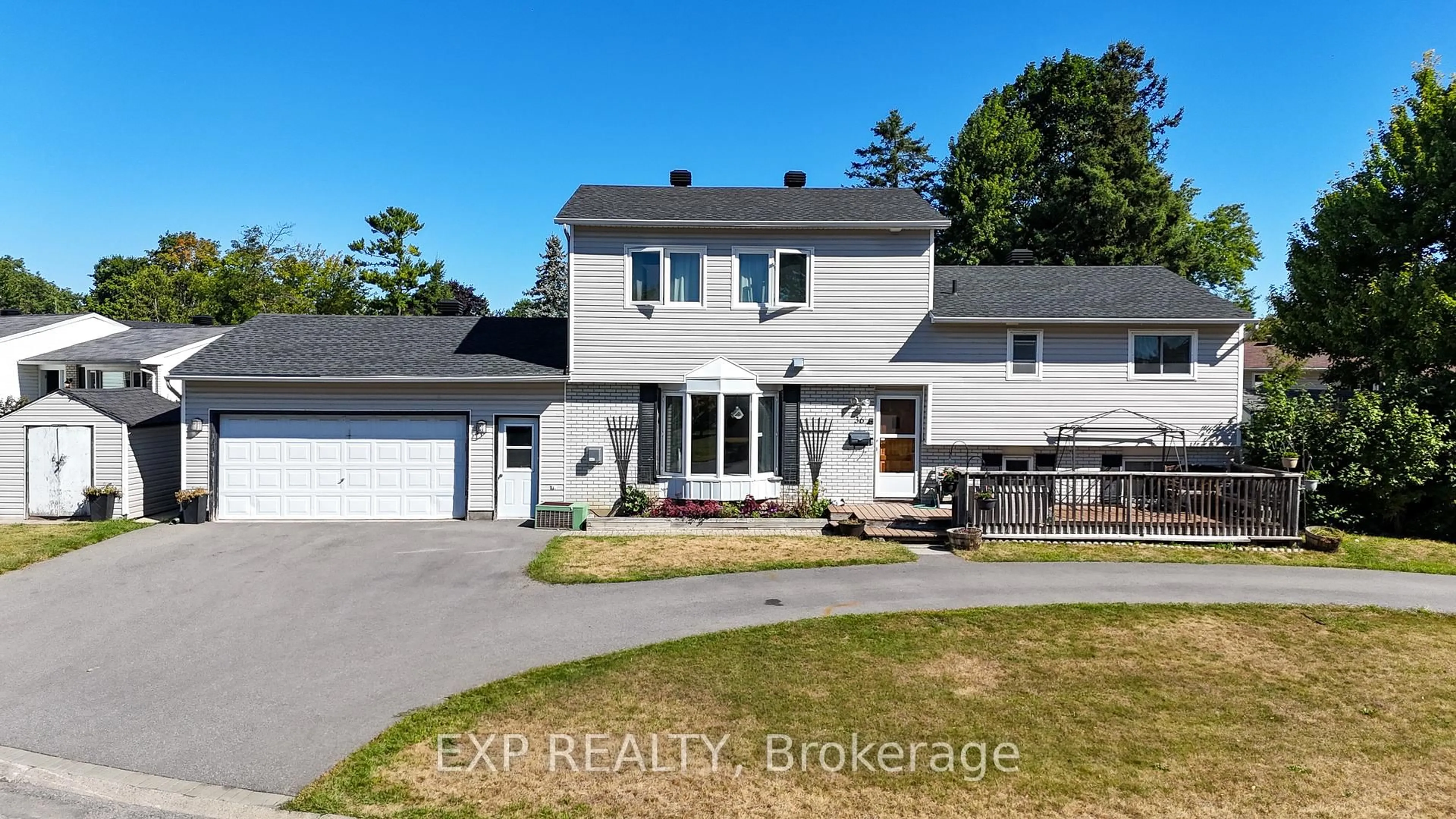 A pic from outside/outdoor area/front of a property/back of a property/a pic from drone, street for 36 Keewatin Cres, Ottawa Ontario K2E 6Z1