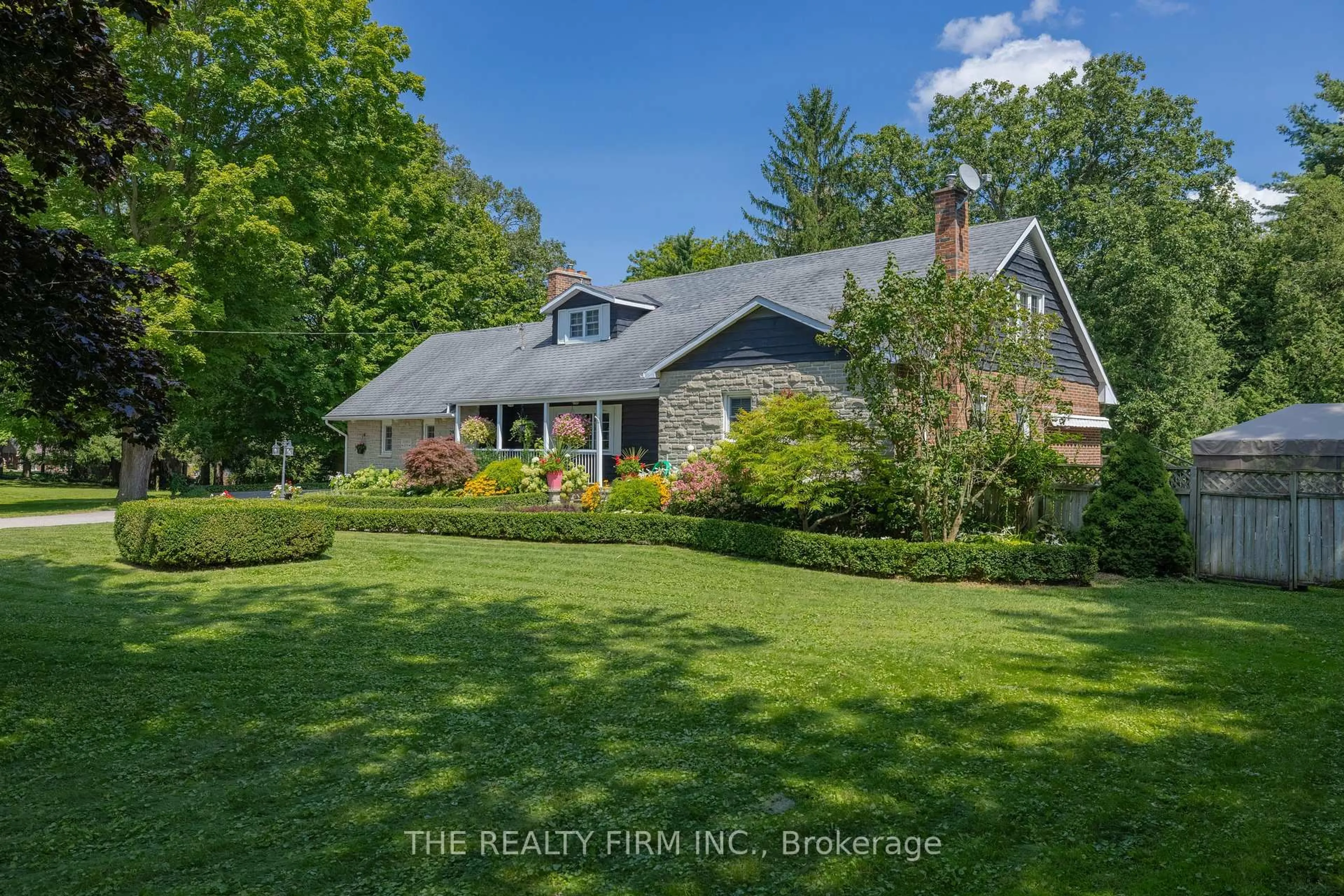 A pic from outside/outdoor area/front of a property/back of a property/a pic from drone, street for 2294 Harris Rd, Thames Centre Ontario N0L 1G5